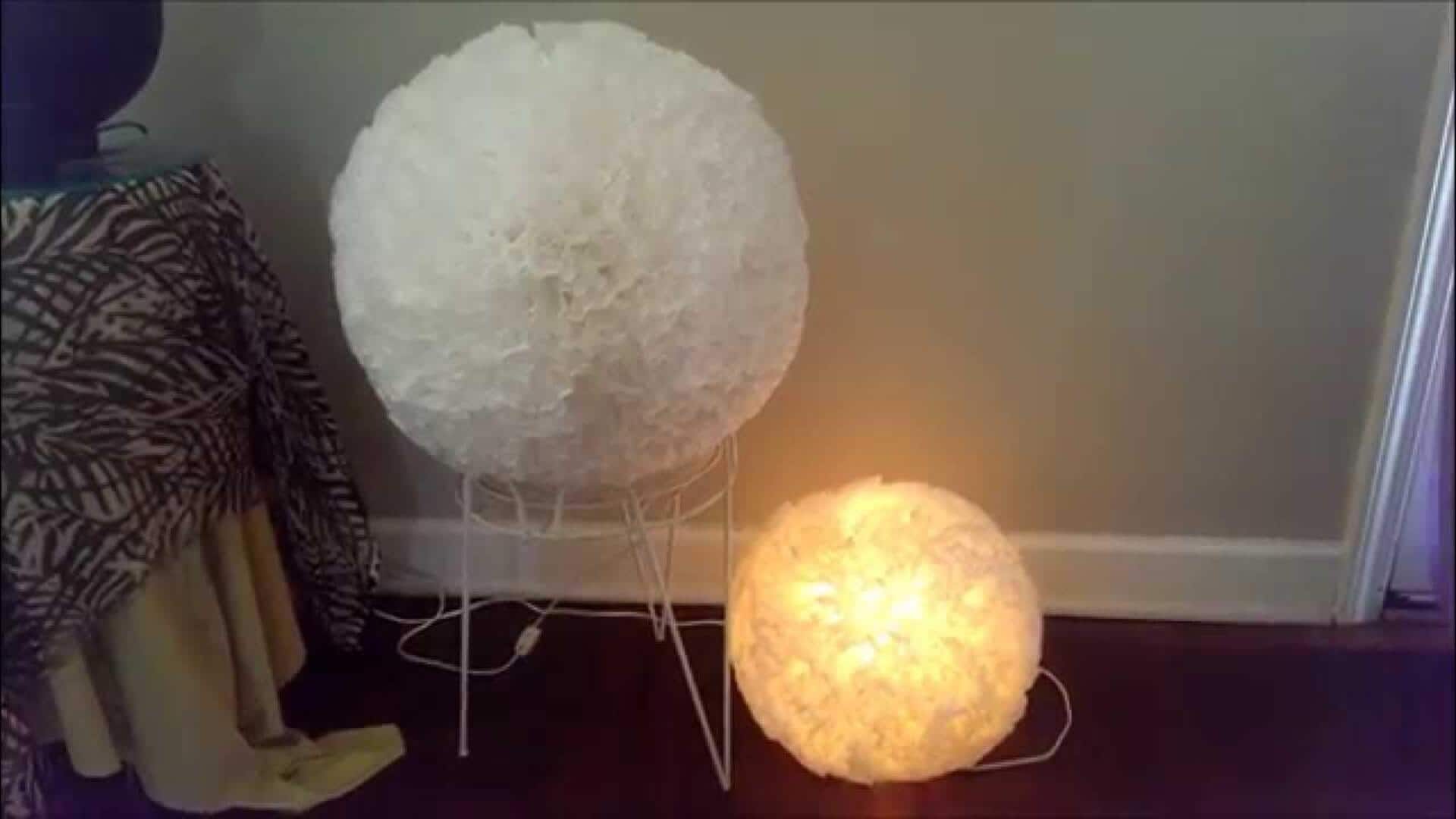 เปลี่ยนกระดาษกรองกาแฟให้กลายเป็นโคมไฟสุดเก๋