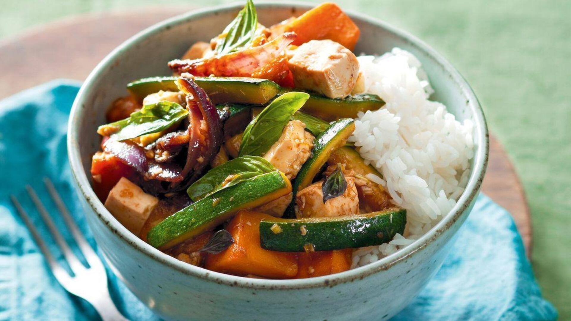 เมนูผัดดอกฟักทองและข้าวโพดอ่อนสไตล์ไทย ทำง่าย อร่อยที่บ้าน