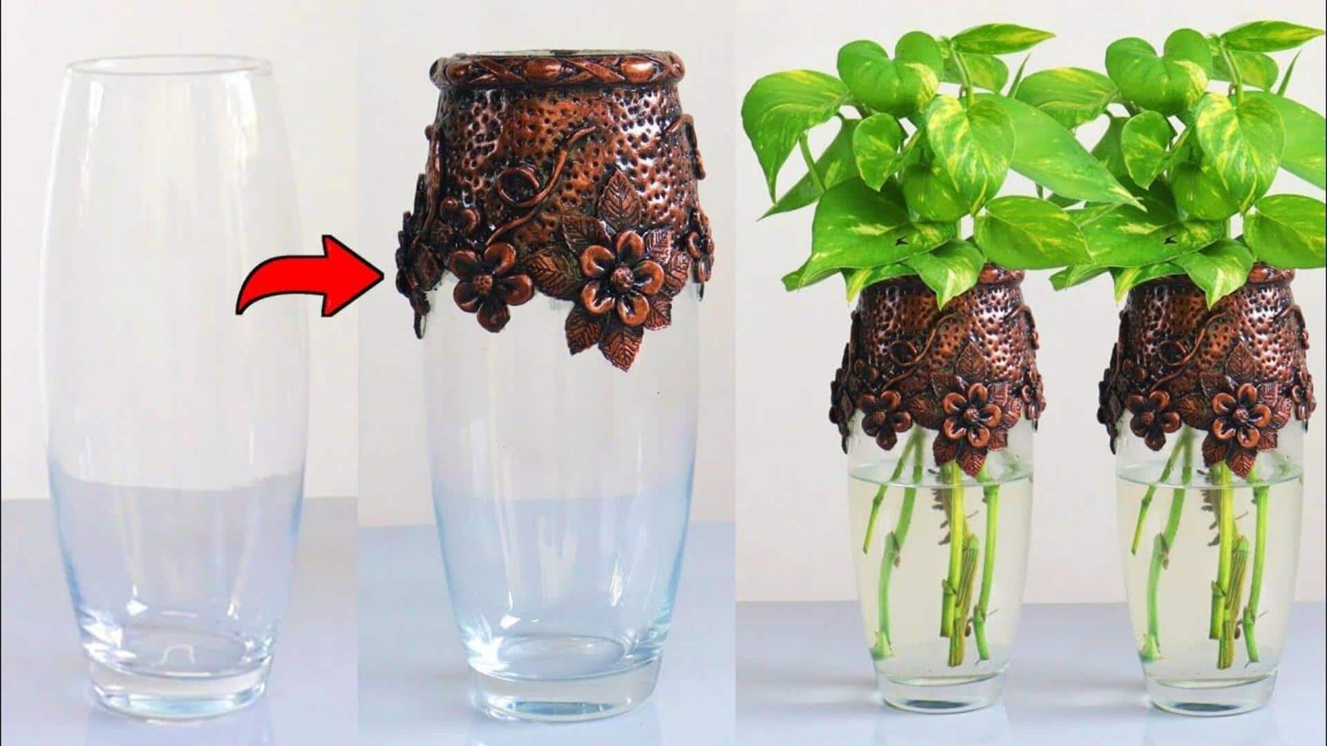 DIY สุดคุ้ม: เปลี่ยนขวดแก้วในครัวเป็นกระถางต้นไม้