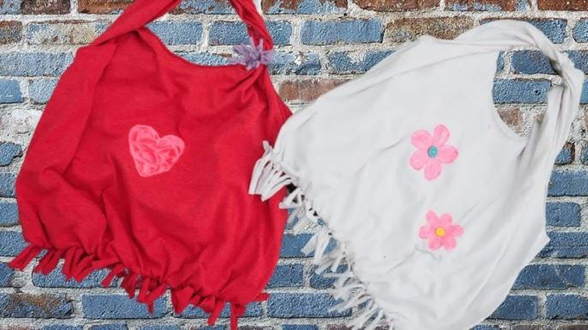 วิธีทำถุงช้อปปิ้งรักษ์โลกจากเสื้อยืดเก่า