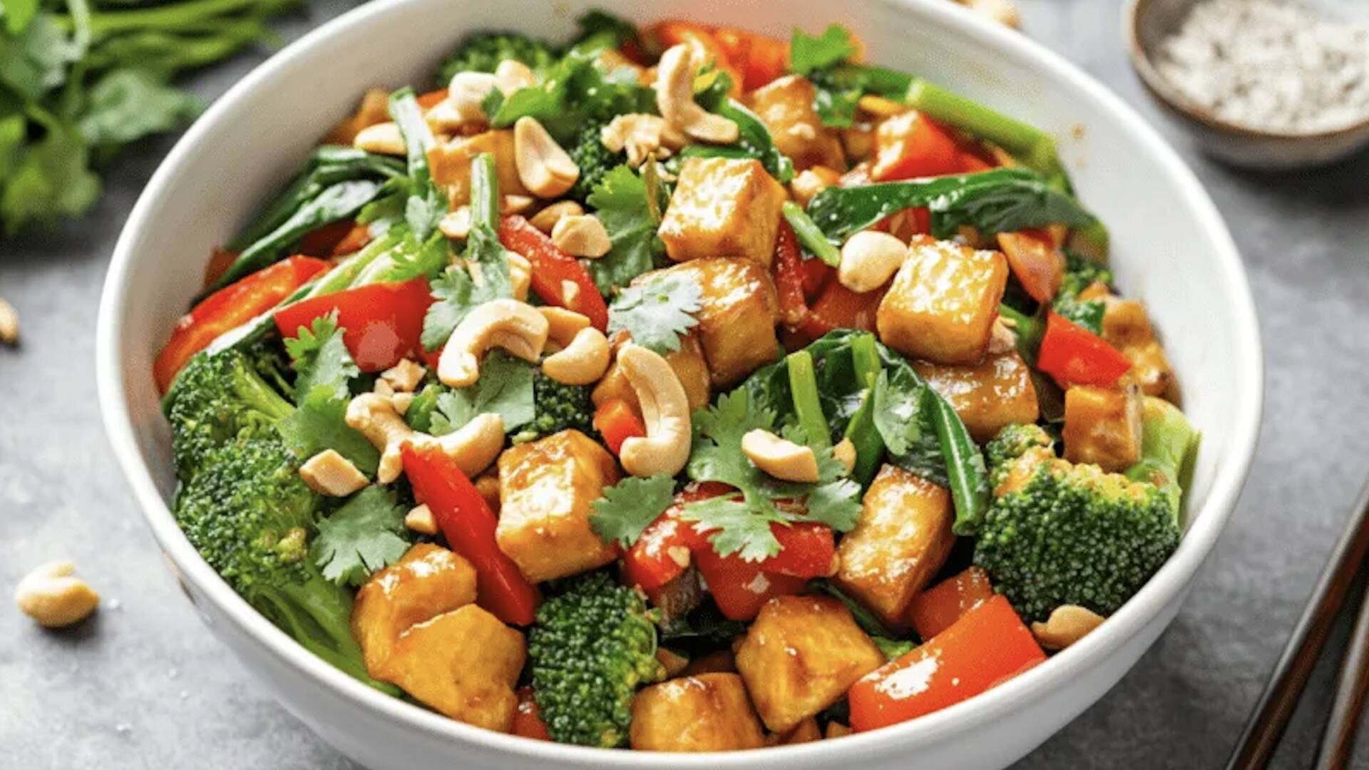 ผัดแตงกวาแซ่บซ่าแบบไทย ๆ กับขิง: สูตรอาหารสุขภาพที่อร่อยและสดชื่น