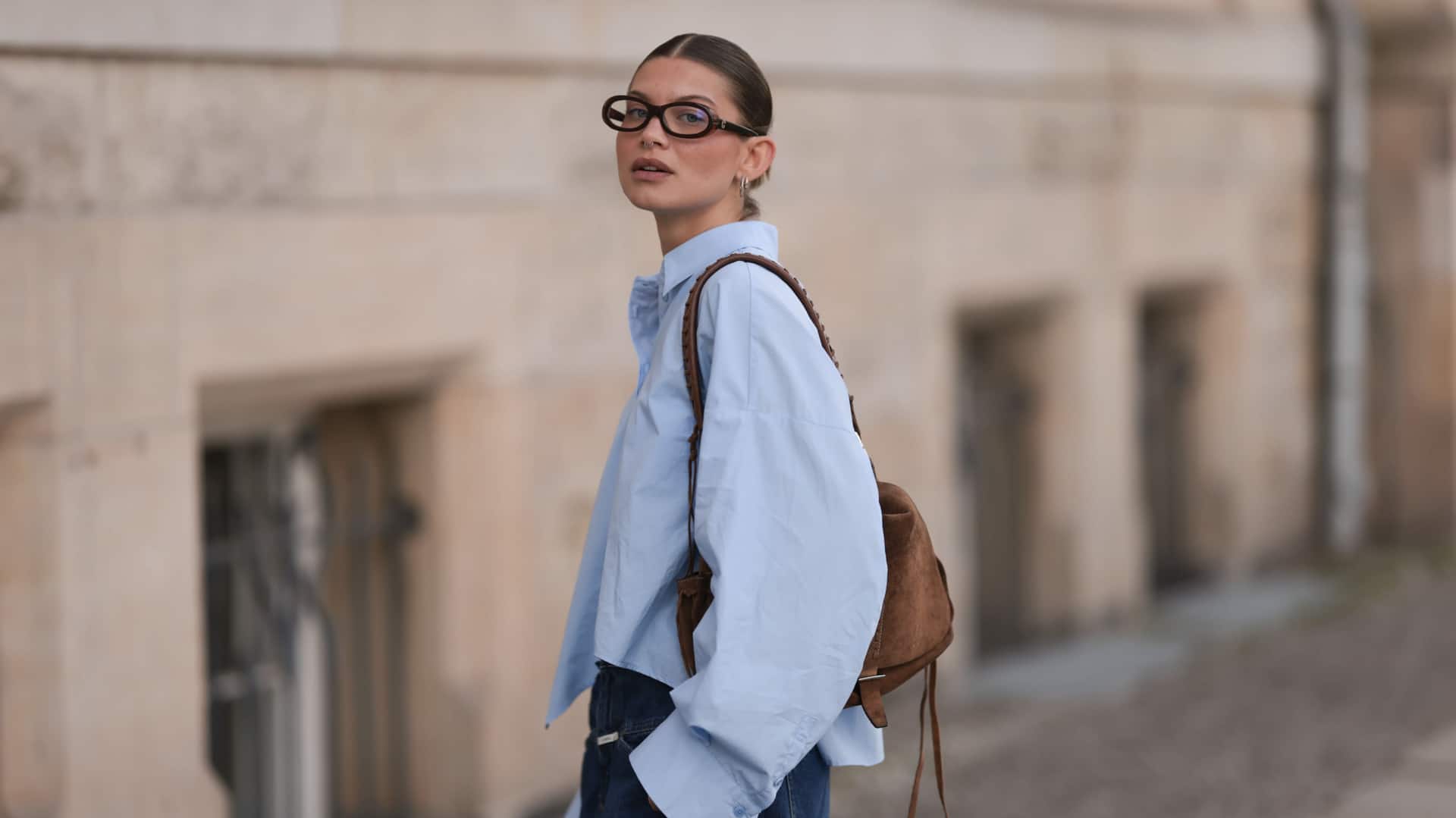 5 สไตล์การแต่งตัวที่เข้ากับเสื้อป๊อปลิน