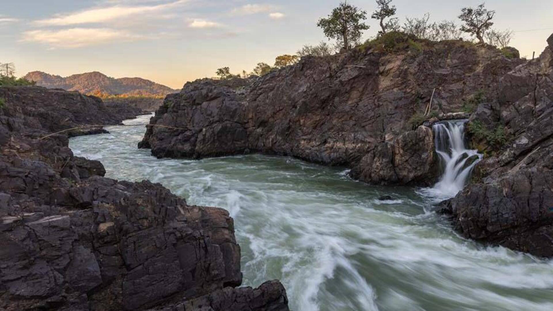 สำรวจเกาะแม่น้ำและมรดกวัฒนธรรมของสี่พันดอน, ลาว