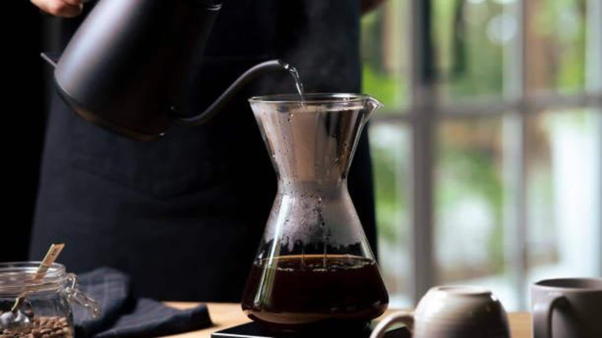 5 วิธีผ่อนคลายสุดสัปดาห์ด้วยพิธีชงกาแฟแบบแฮนด์ดริป