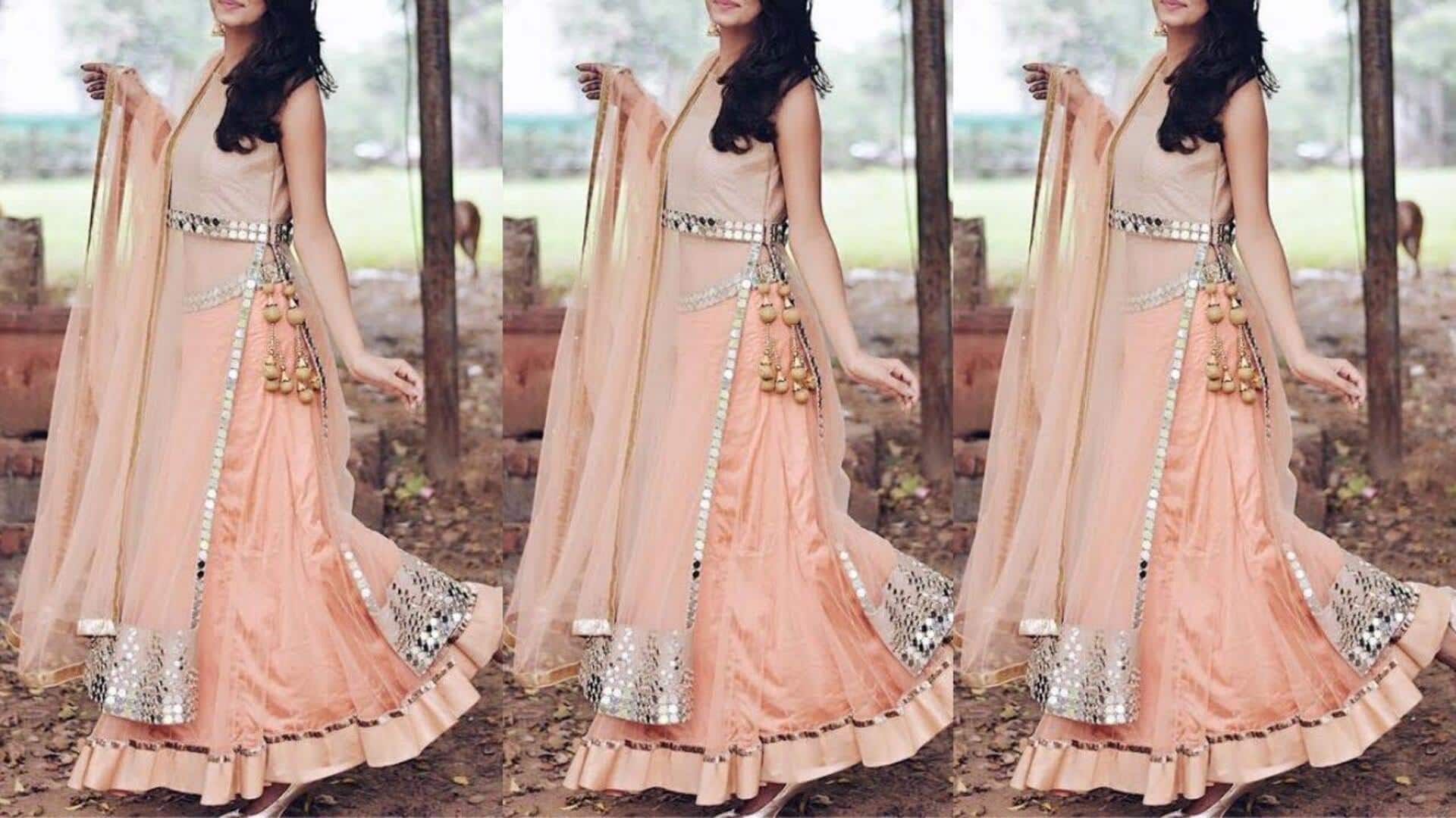 5 สไตล์กระโปรงแมตช์เสื้อคุร์ต้ายาวให้ดูชิค