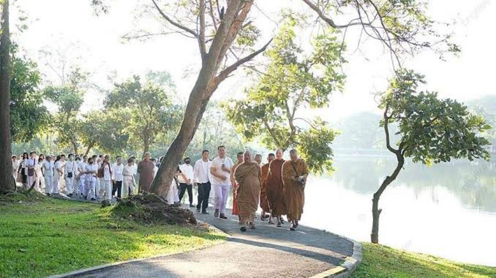 การเดินจงกรมของพระสงฆ์ไทย