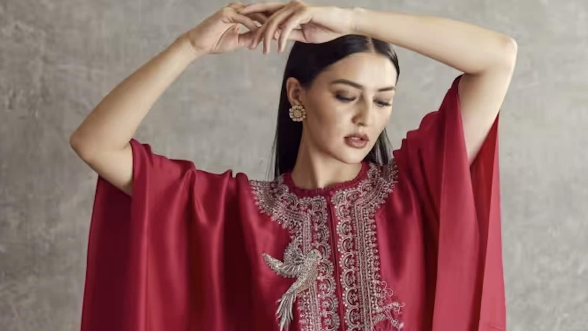 สไตล์คาฟตันที่ทำให้กางเกงพาลาซโซ่ดูโดดเด่น