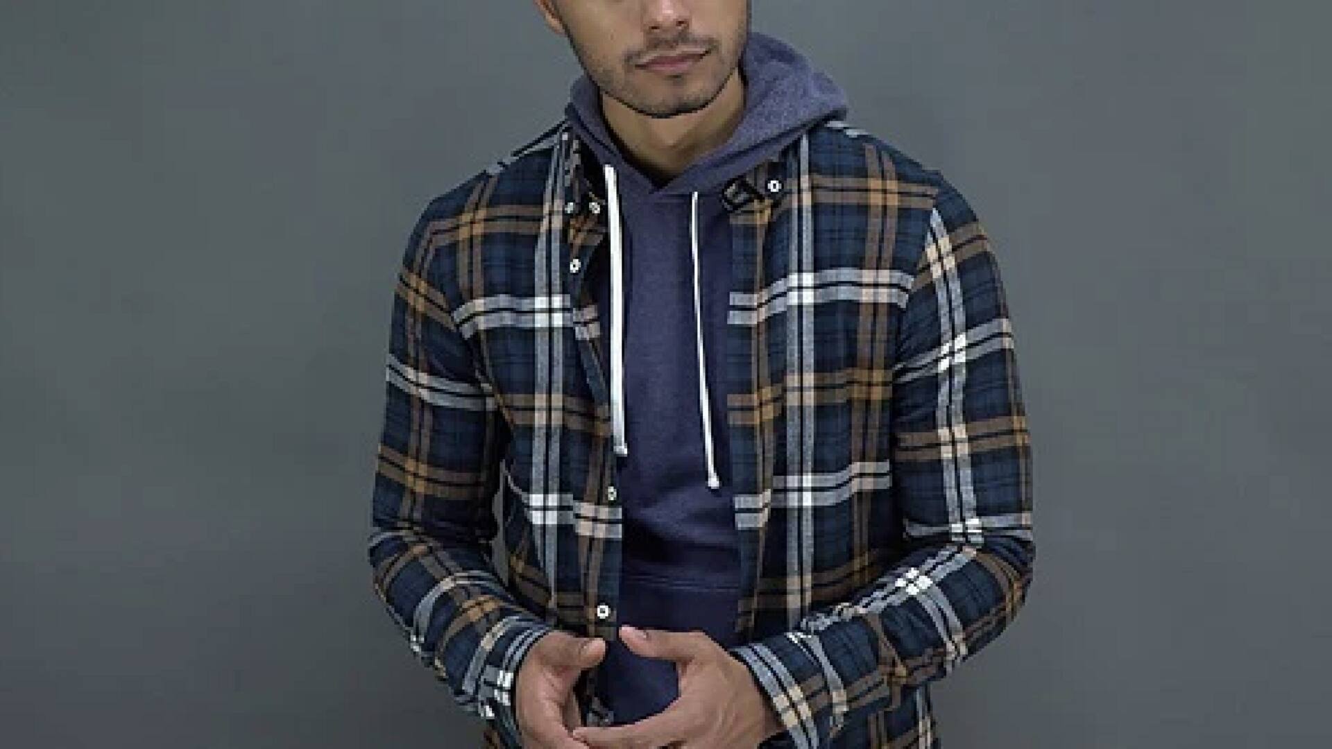 5 สไตล์แมตช์เสื้อเชิ้ตลายสก็อตโอเวอร์ไซส์ให้ดูดีลงตัว