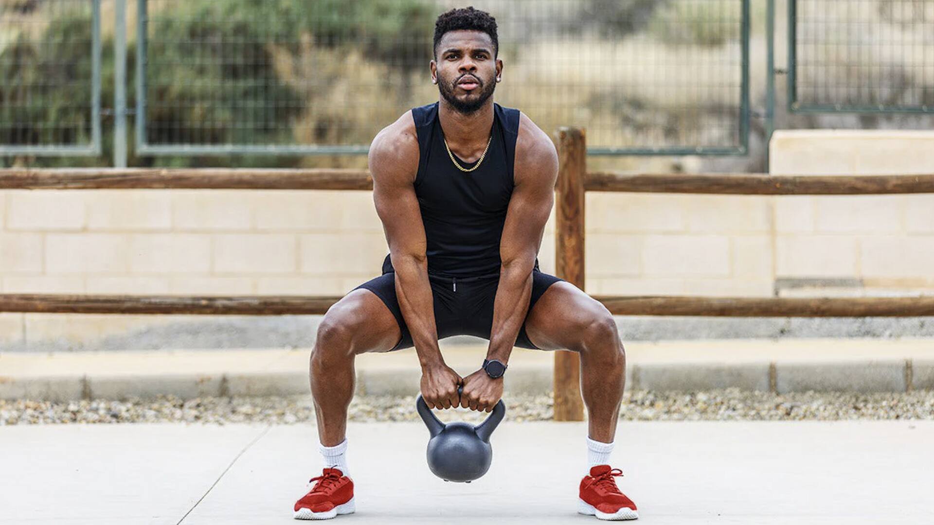 ออกกำลังกายด้วยเคตเทิลเบลล์สวิงเพื่อเสริมฟิตเนส