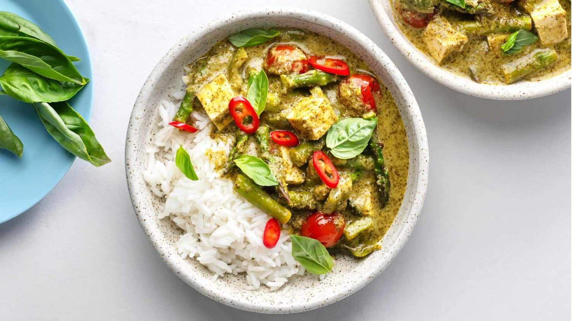 สูตรแกงกะทิใบโหระพามังสวิรัติ รสเข้มข้น อร่อยง่าย สูตรแกงกะทิใบโหระพามังสวิรัติ รสเข้มข้น อร่อยง่าย