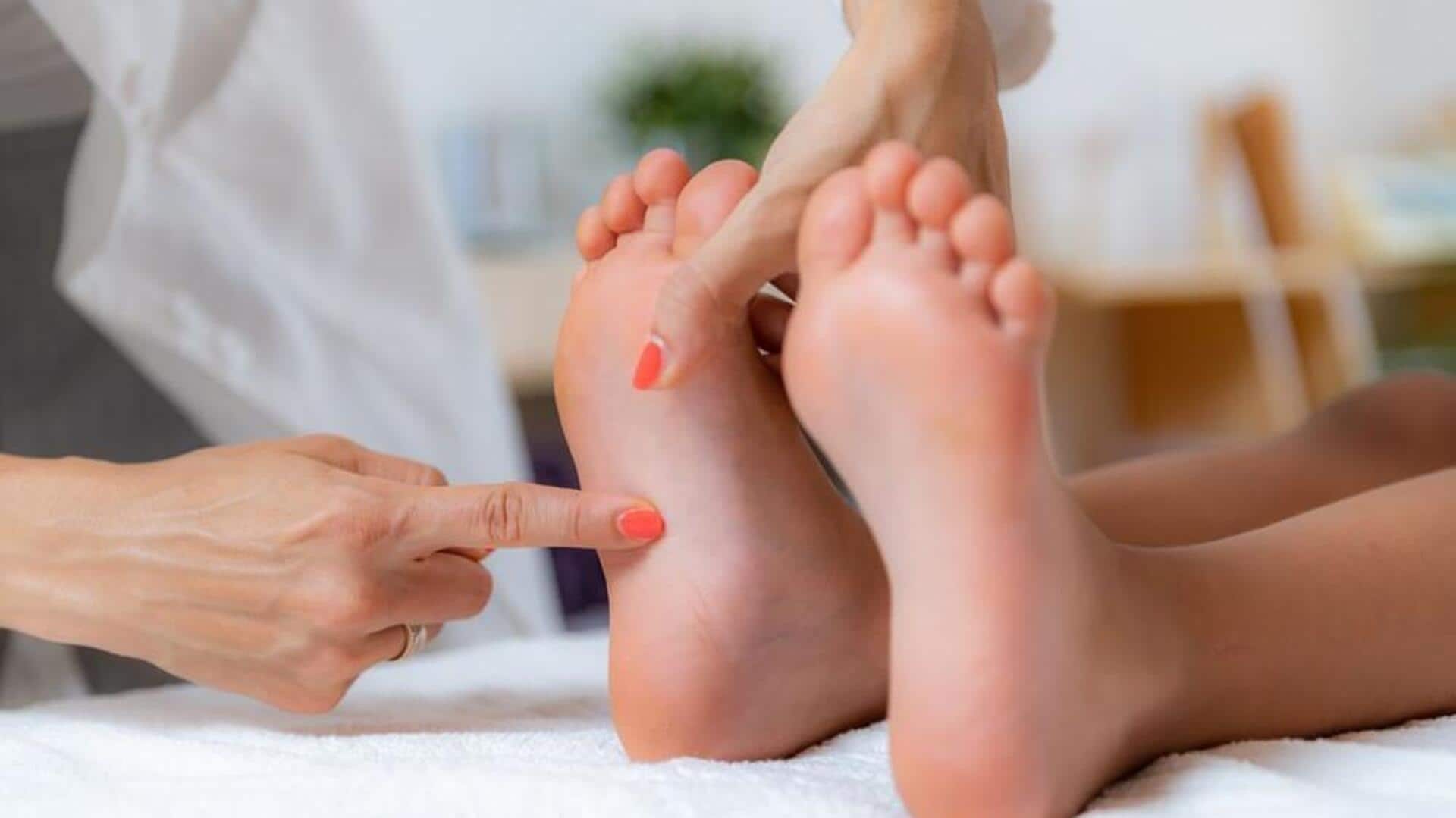 5 วิธีดูแลเท้าให้แข็งแรง ผ่านกิจวัตรประจำวัน