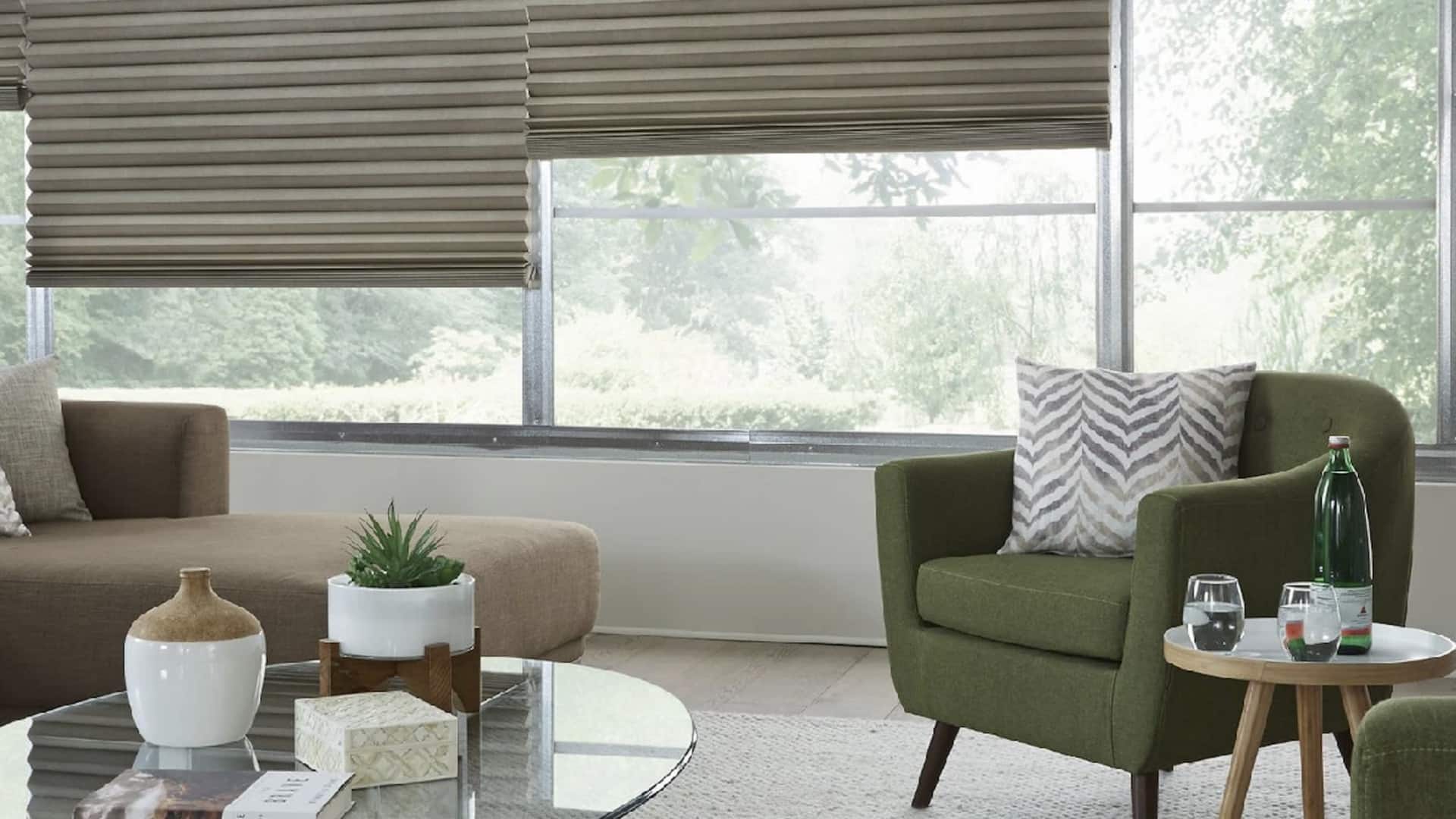 เปลี่ยนผ้าม่านตามฤดูกาล แต่งบ้านแบบราคาประหยัด