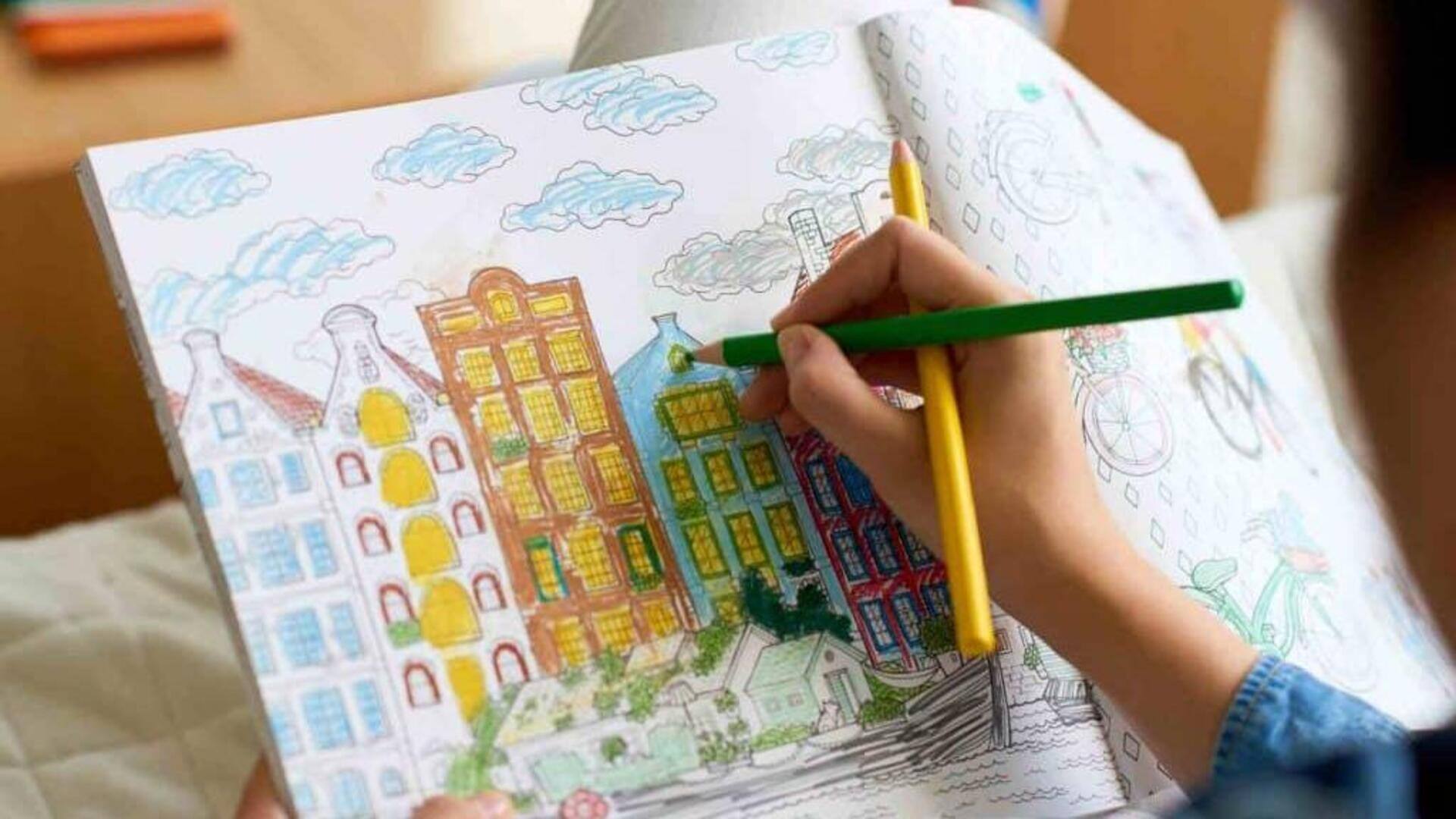 จัดกิจกรรมวาดภาพอย่างมีสติในช่วงเย็น