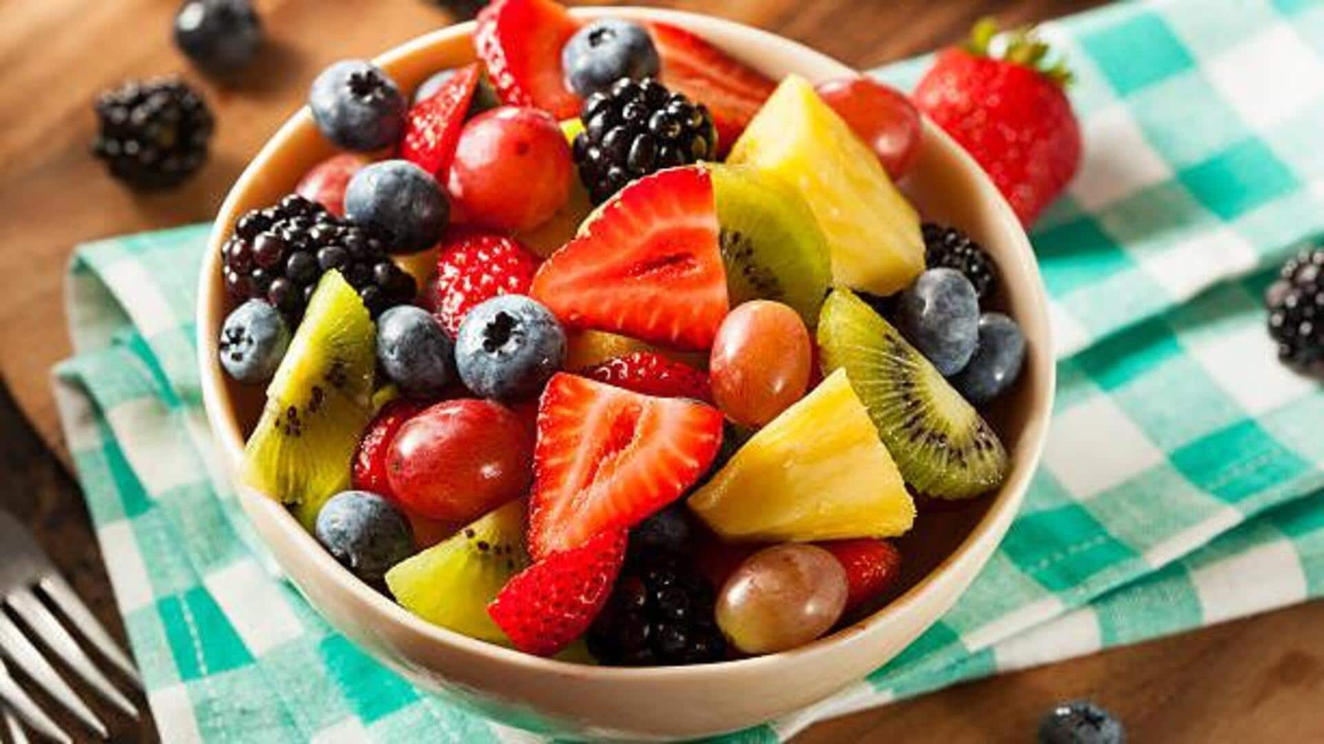 เริ่มต้นวันใหม่อย่างสดชื่นด้วยสลัดผลไม้หอมกรุ่น