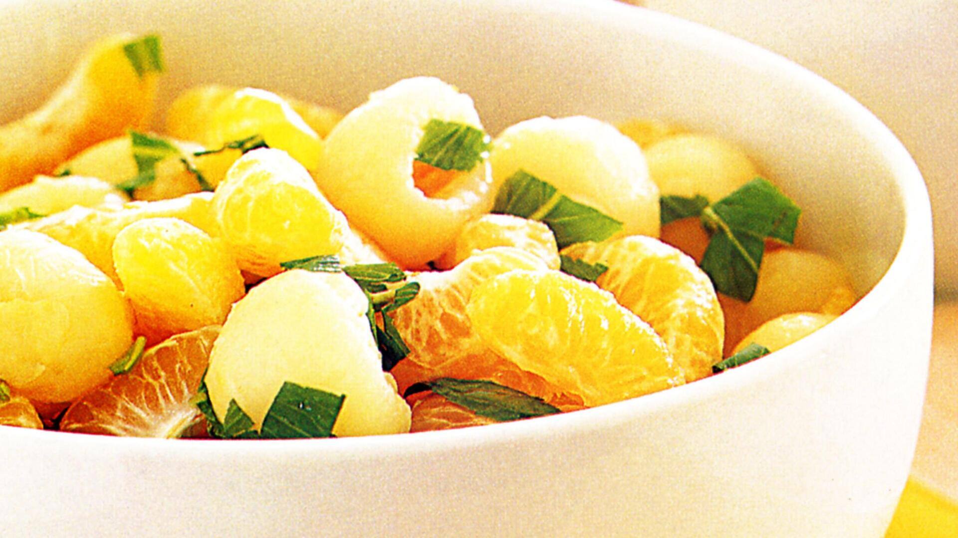 สลัดลิ้นจี่มินต์: เมนูสดชื่นรับหน้าร้อน 