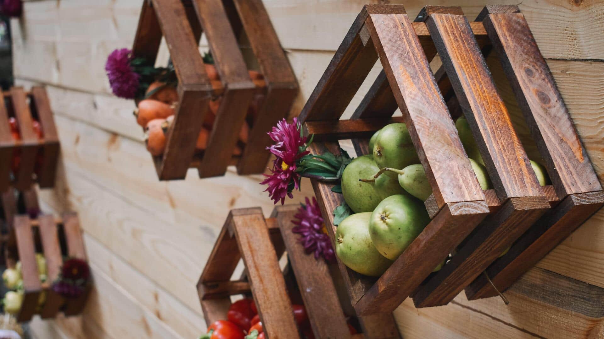 รีไซเคิลพลาสติกเป็นไม้ วิธีง่ายๆ ลดขยะในบ้าน