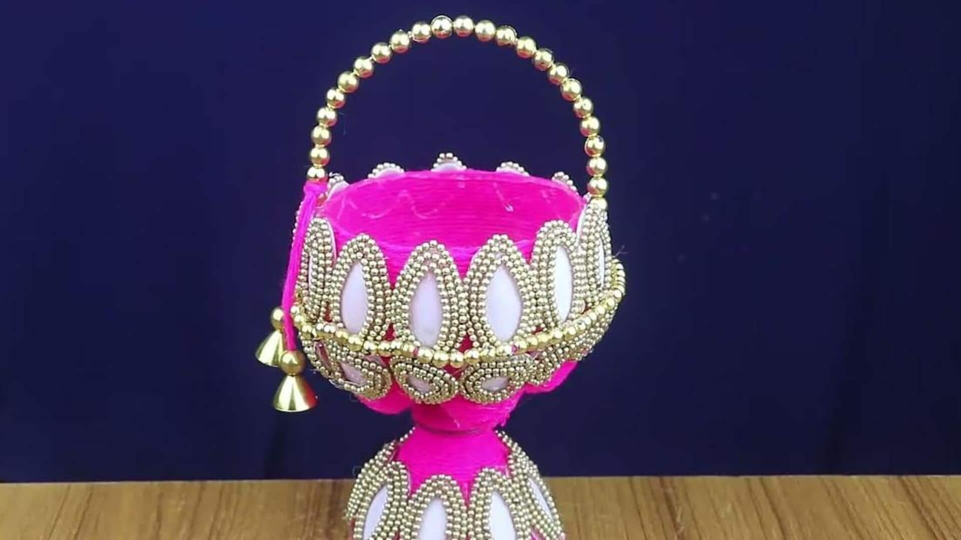 ไอเดียเปลี่ยนขวดแก้วเป็นที่จัดเก็บสุดชิค 