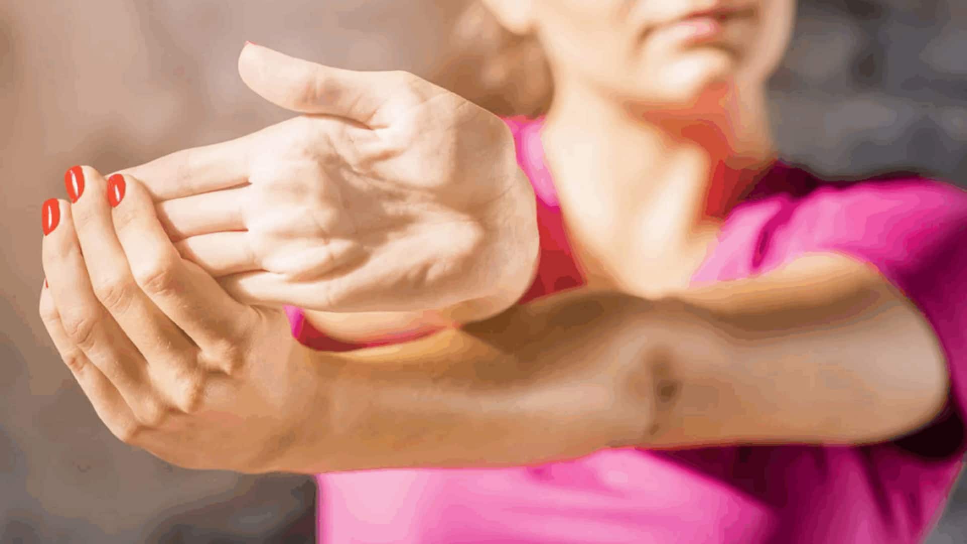 คลายความเมื่อยล้าด้วยการยืดนิ้วอย่างมีสติ