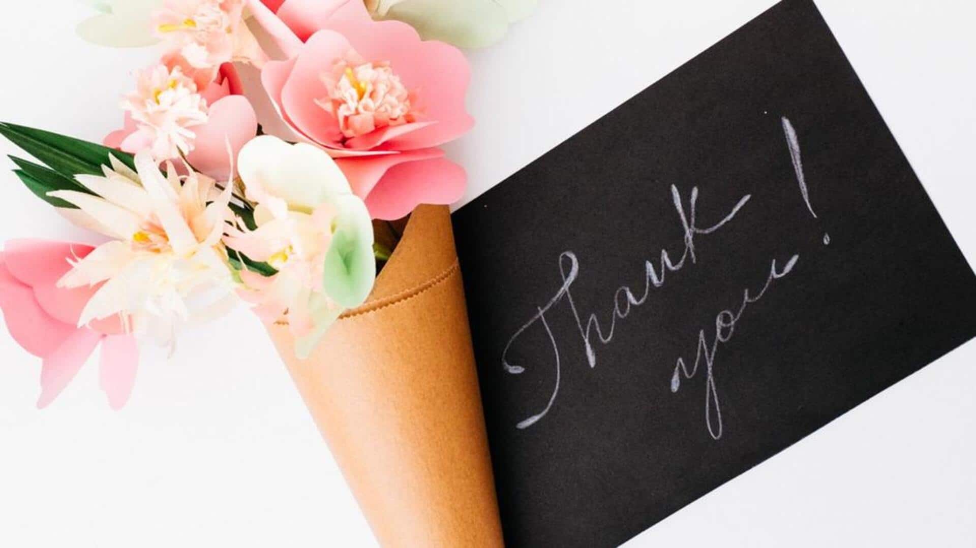 สร้างความสัมพันธ์ด้วยการเขียนการ์ดขอบคุณด้วยลายมือ