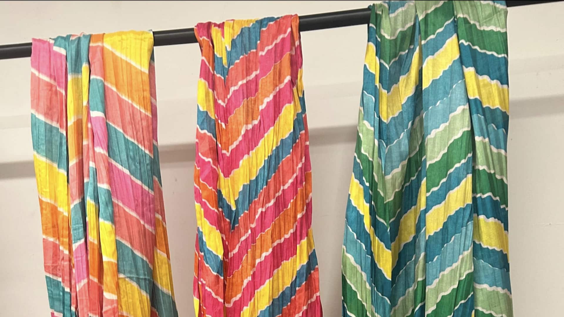 5 วิธีแมตช์ดูปาตต้าสีสดให้ดูมีสไตล์