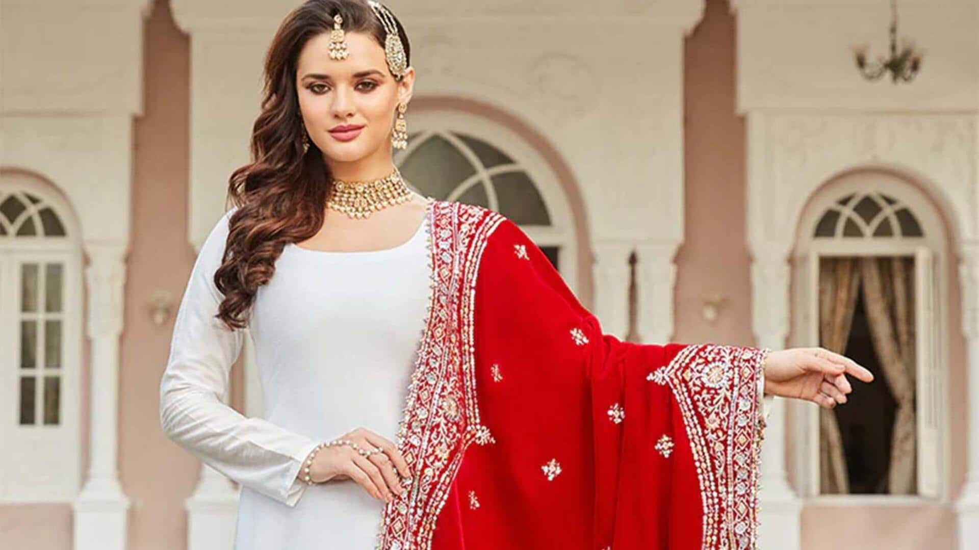 5 สไตล์สุดชิคที่เข้ากับผ้าคลุมปักแบบลงตัว