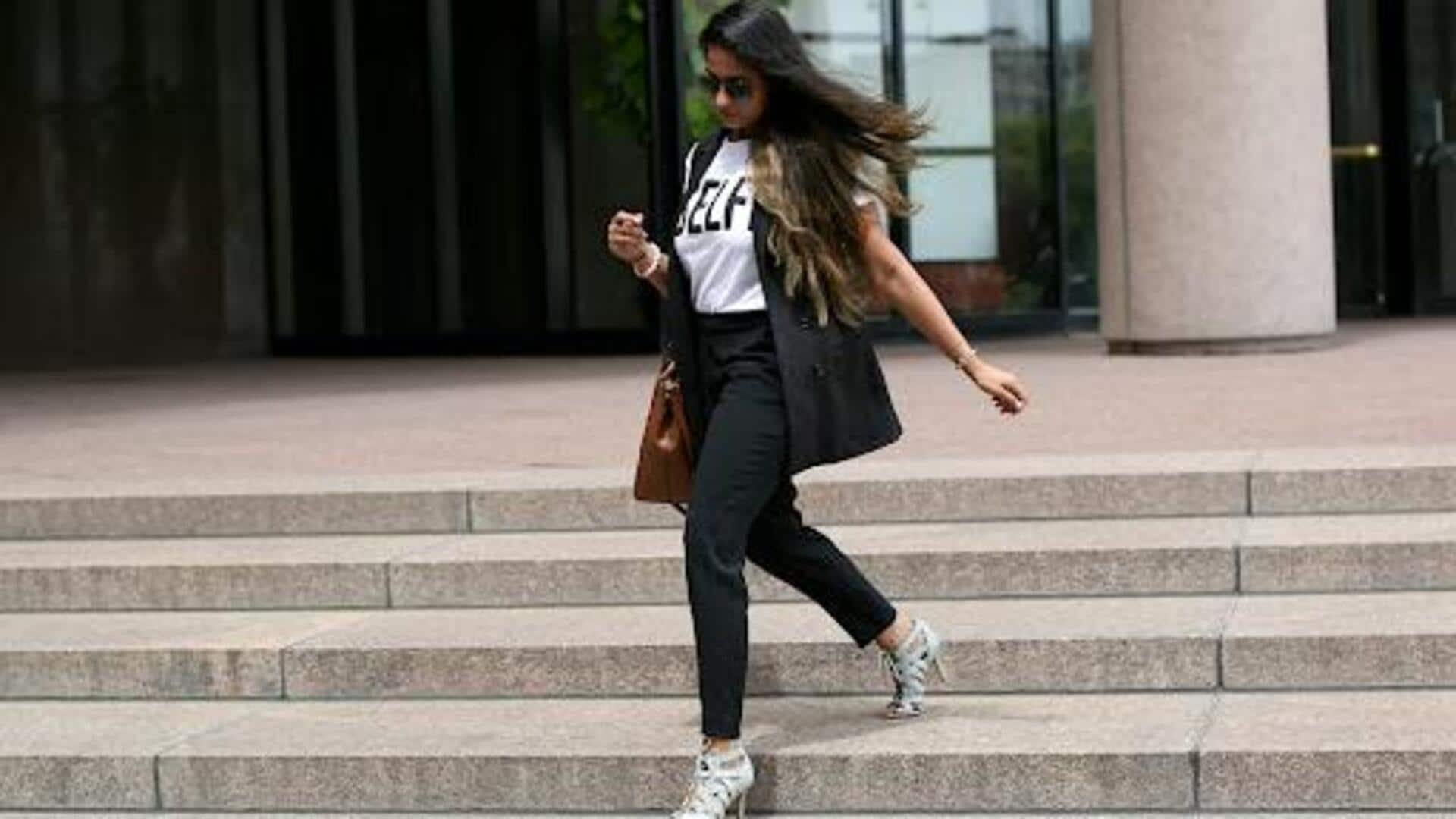 5 ลุคสุดชิคแมตช์เบลเซอร์แขนกุดให้ลงตัว