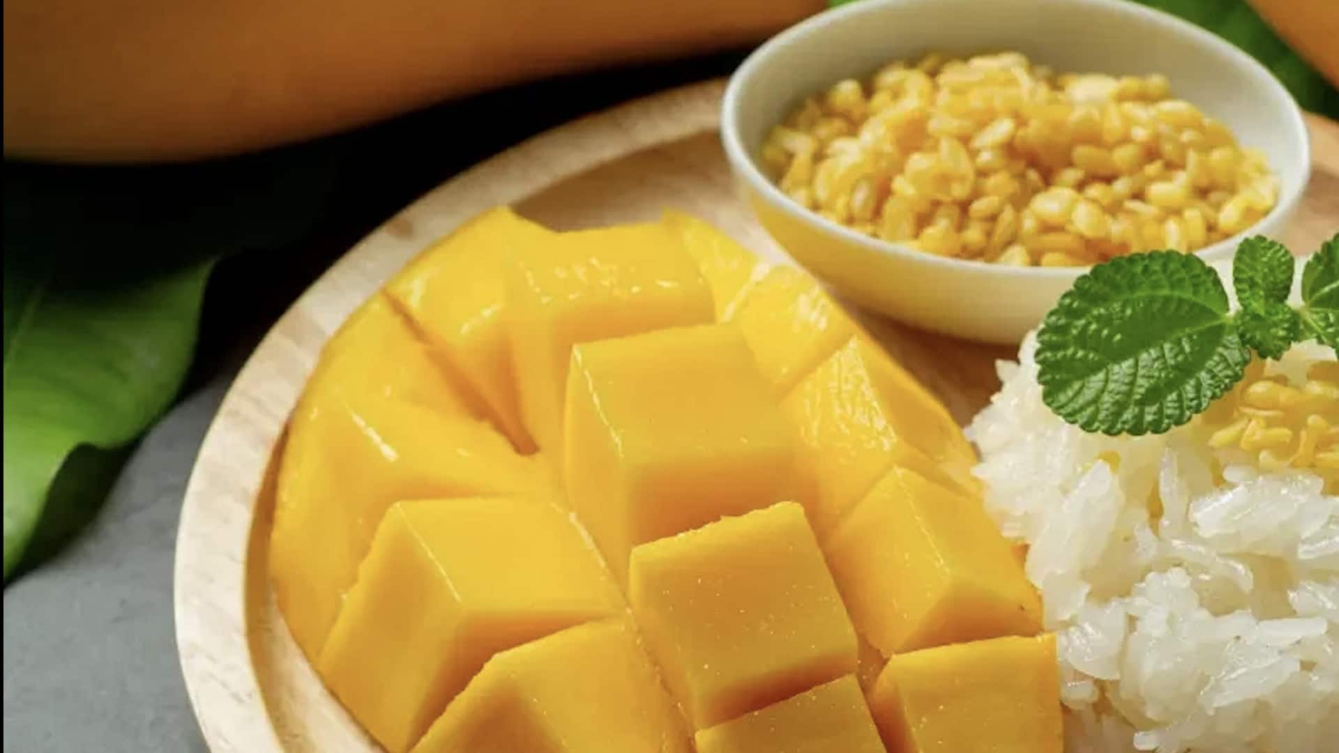 ข้าวเหนียวมะม่วงสูตรดั้งเดิม เมนูหวานห้ามพลาด