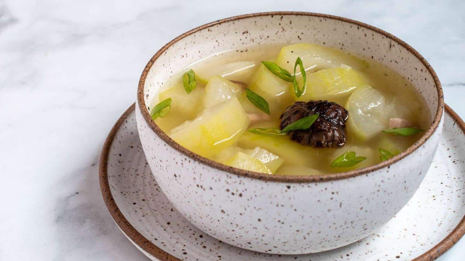 ฟักเขียวนึ่งกับแครอท: สูตรผักมังสวิรัติที่เบาและรวดเร็ว