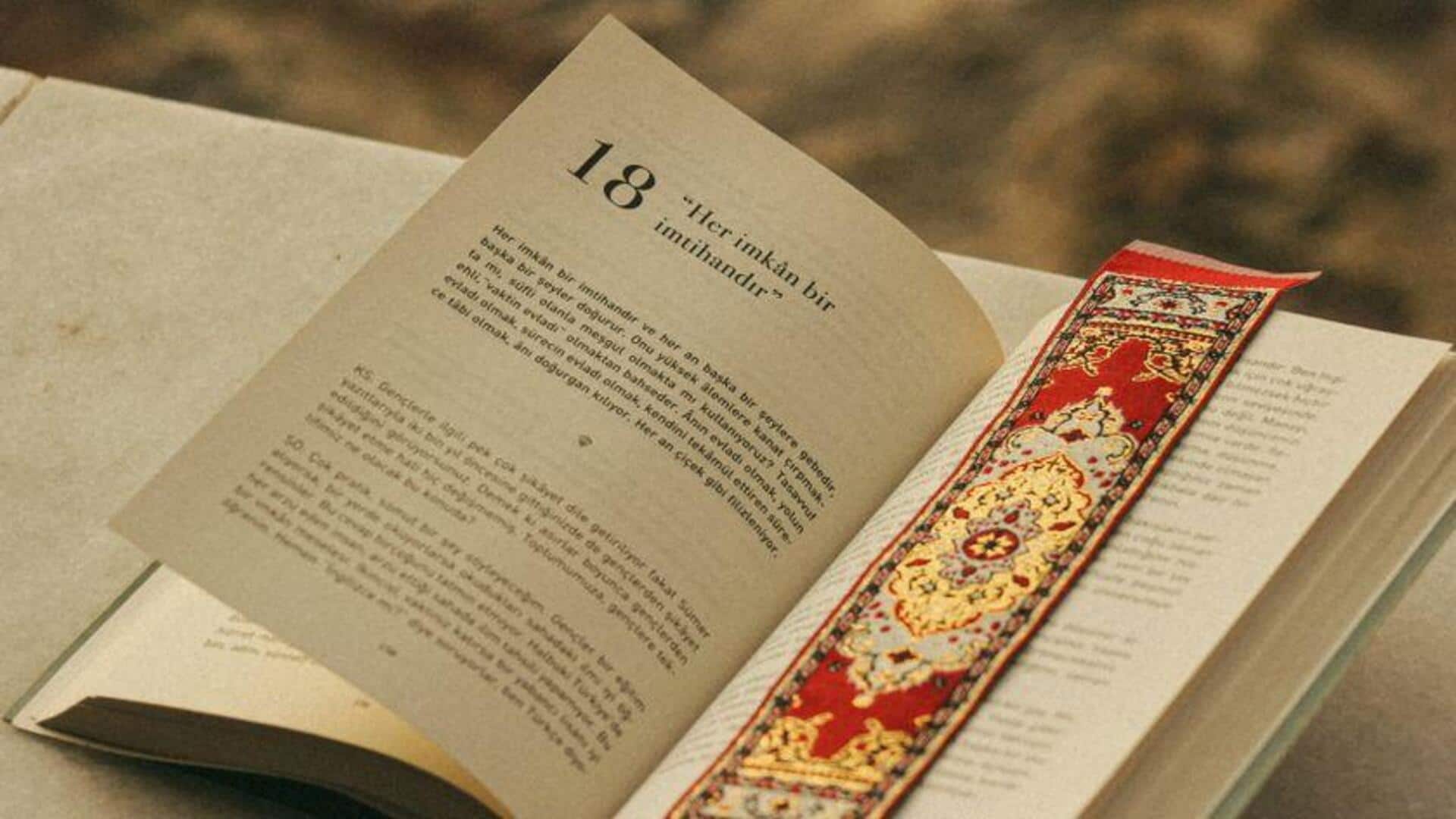 สร้างที่คั่นหนังสือสุดเก๋จากเศษผ้าเก่า