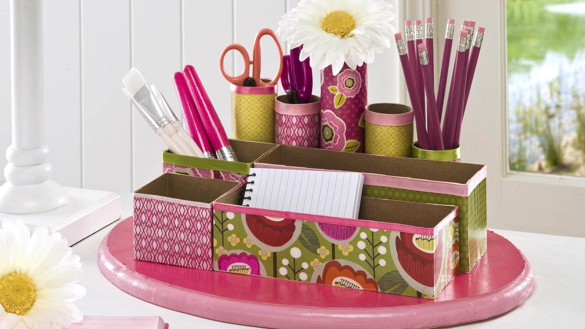 5 วิธีรีเฟรชมุมทำงานด้วยงานฝีมือ DIY ง่ายๆ