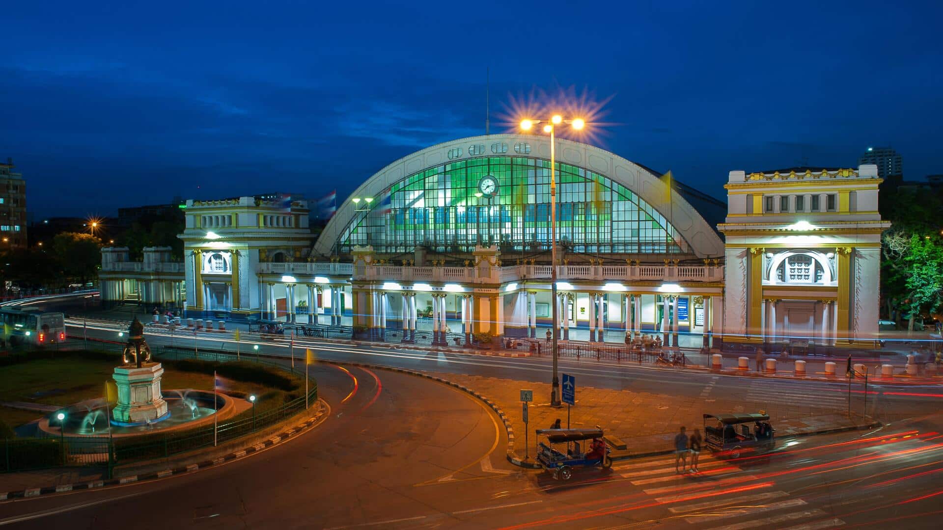 สถานีรถไฟประวัติศาสตร์ จุดหมายที่ต้องไปสัมผัส สถานีรถไฟประวัติศาสตร์ จุดหมายที่ต้องไปสัมผัส