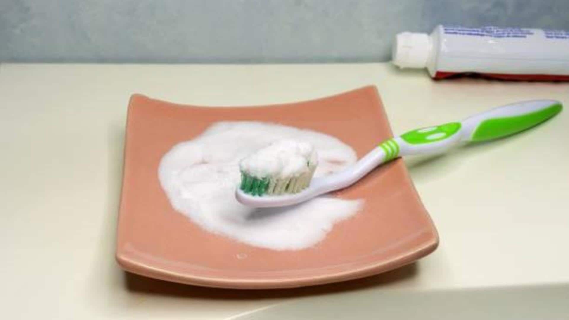 การดูแลสุขภาพช่องปากด้วยวิธีธรรมชาติอย่างง่าย