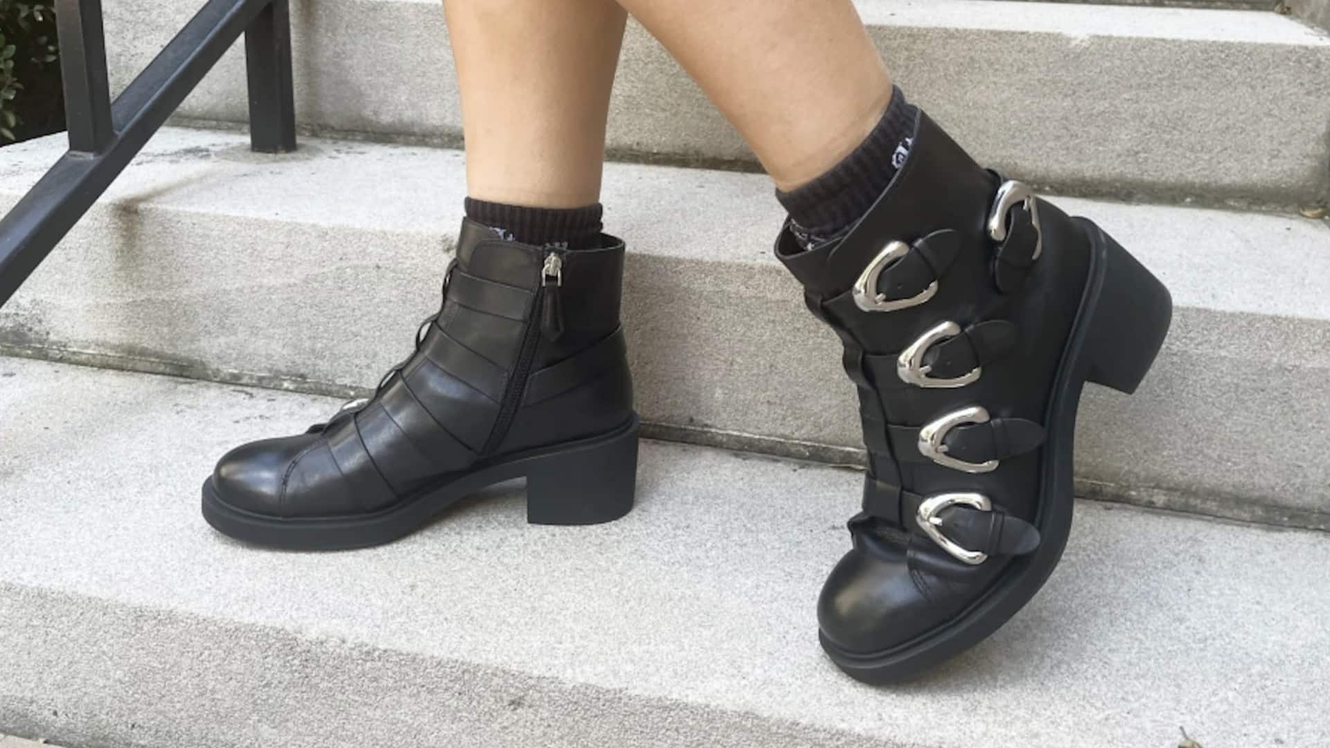 5 ลุคส่าหรีสุดชิคที่แมตช์กับบูทข้อเท้าได้อย่างลงตัว 