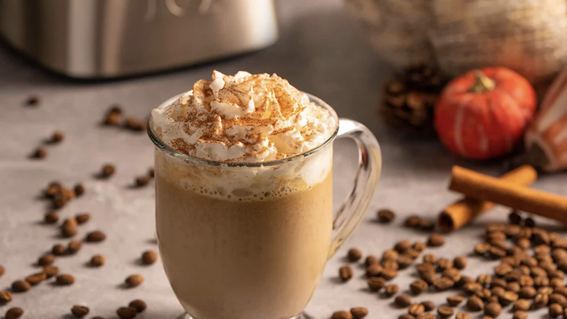 ลาเต้ฟักทองอุ่นใจโดยไม่ใช้เครื่องชงกาแฟ ลาเต้ฟักทองอุ่นใจโดยไม่ใช้เครื่องชงกาแฟ