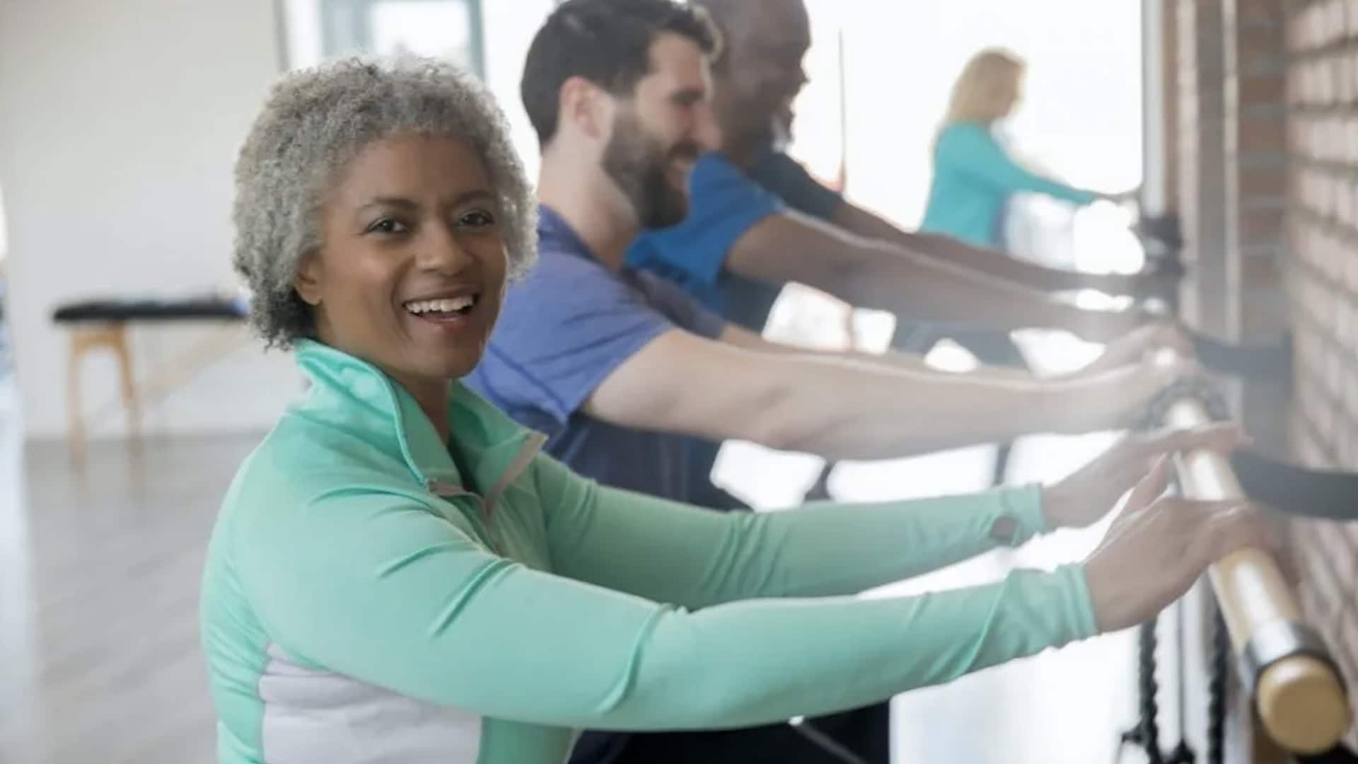 เพิ่มความอึดด้วยท่าเต้นบาร์แดนซ์ 