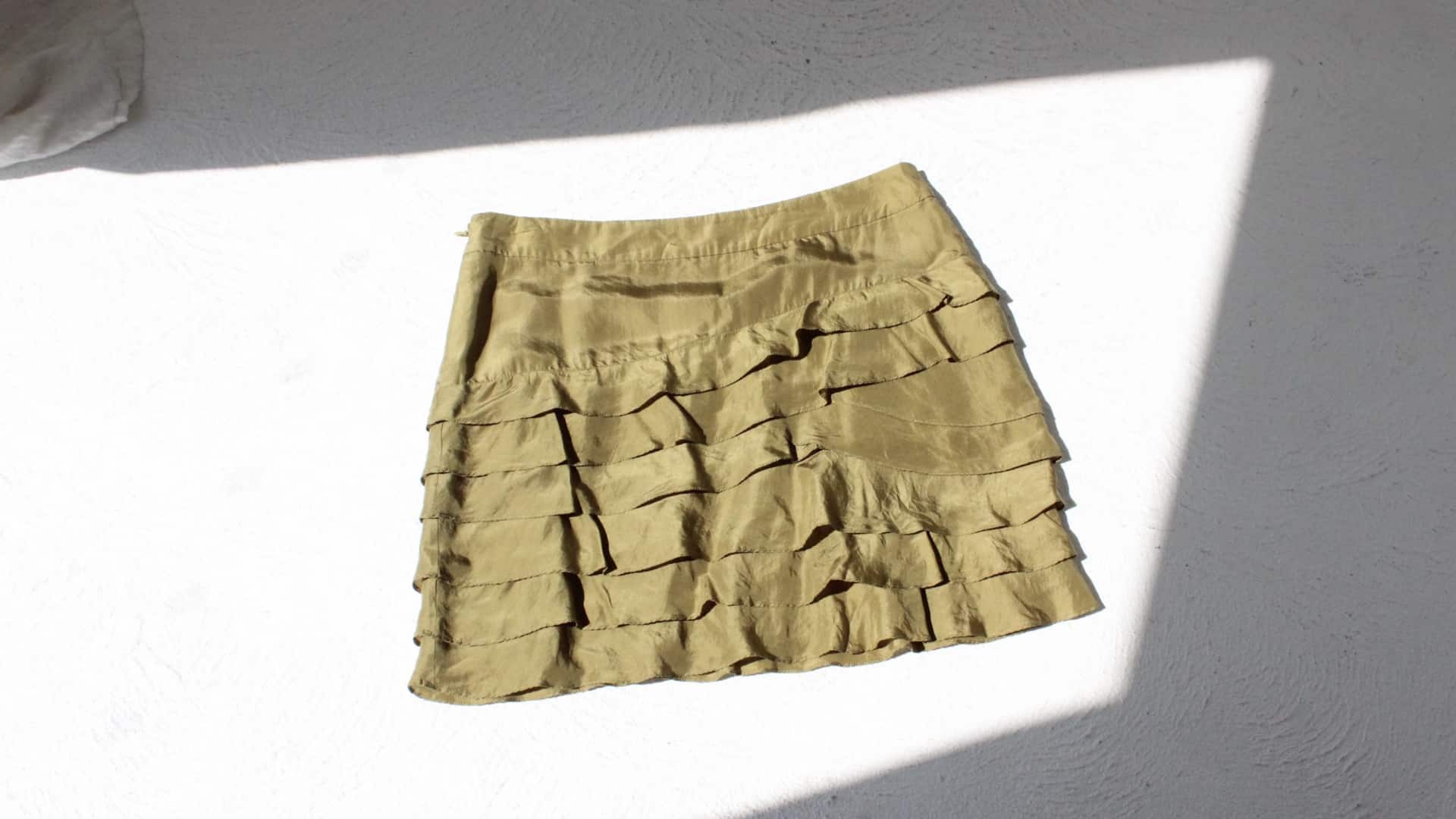 5 สไตล์การแต่งตัวที่เข้ากับผ้าถุงระบายได้อย่างลงตัว