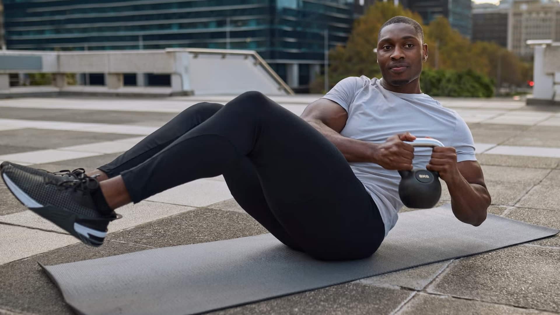 ลดพุงด้วยท่าบิดรัสเซียอย่างมีประสิทธิภาพ