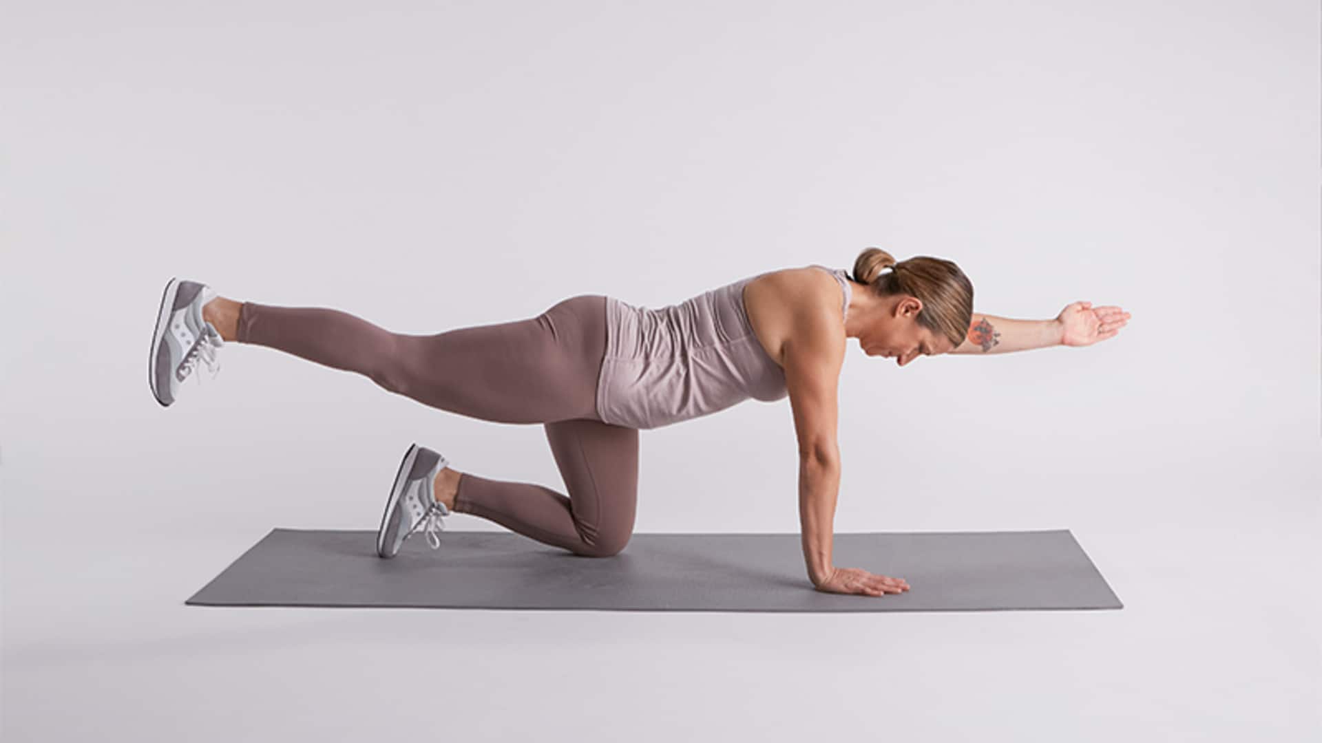 ประโยชน์ของท่าออกกำลังกายเบิร์ดด็อก