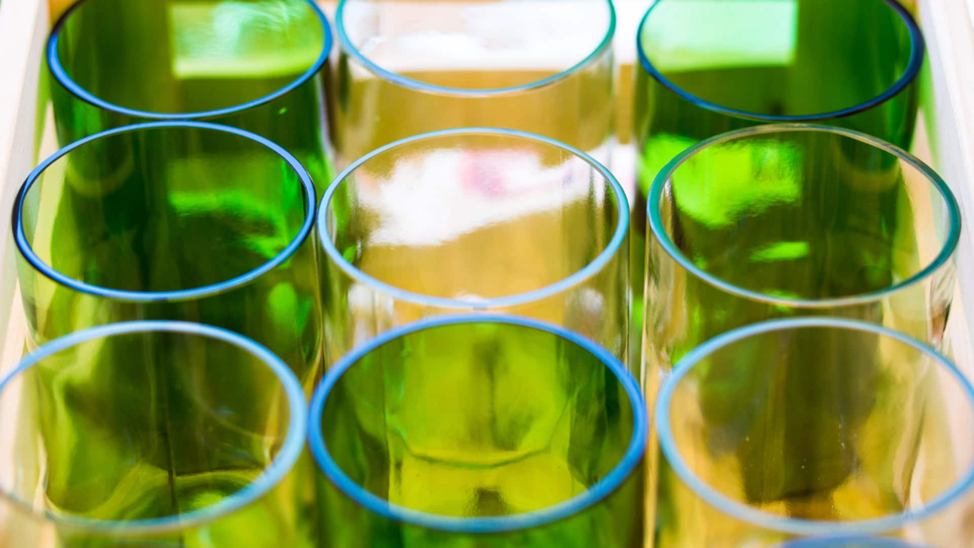 ไอเดียรีไซเคิล เปลี่ยนขวดแก้วเป็นภาชนะจัดเก็บสุดเก๋