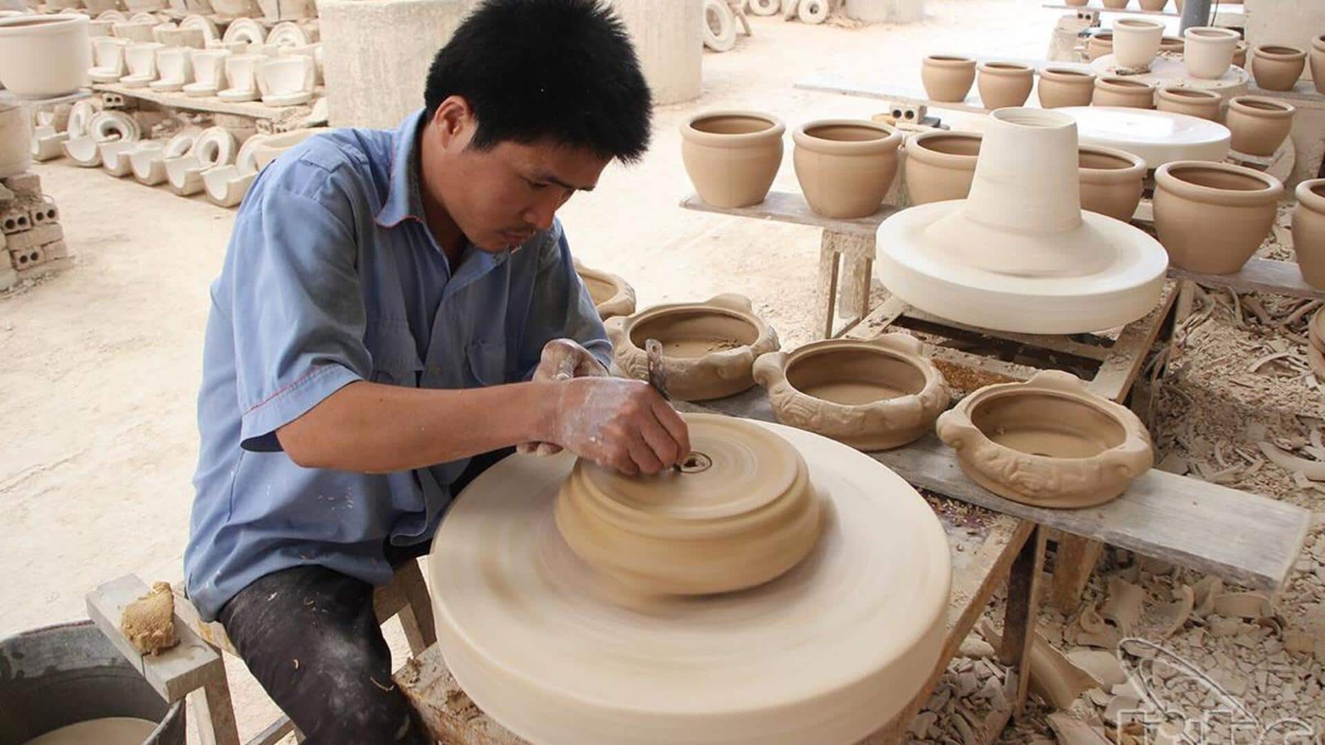 หมู่บ้านเครื่องปั้นดินเผาไทย: ค้นหาของที่ระลึกสุดพิเศษ
