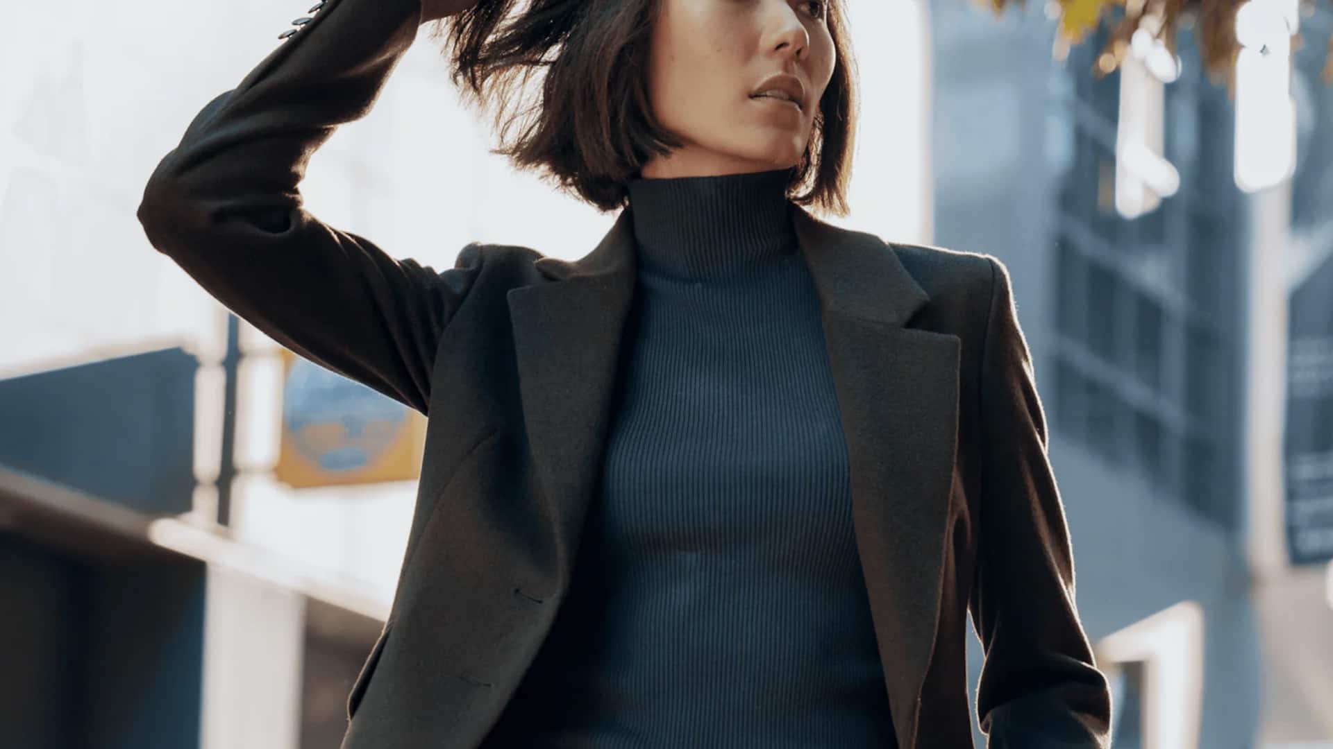 5 ลุคสุดชิคที่แมตช์กับแจ็คเก็ตผ้าลินินได้อย่างลงตัว