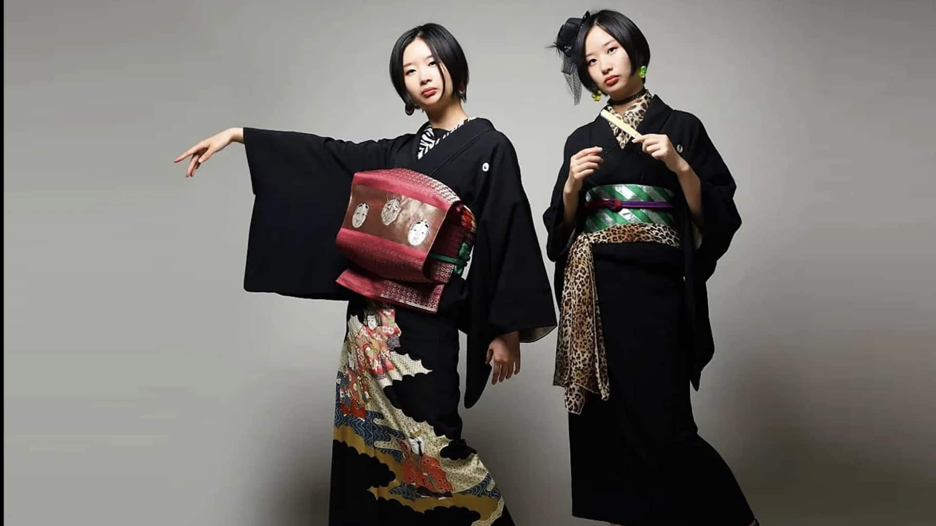 5 สไตล์ที่แมทช์ลงตัวกับคิมิโน่ปักลาย