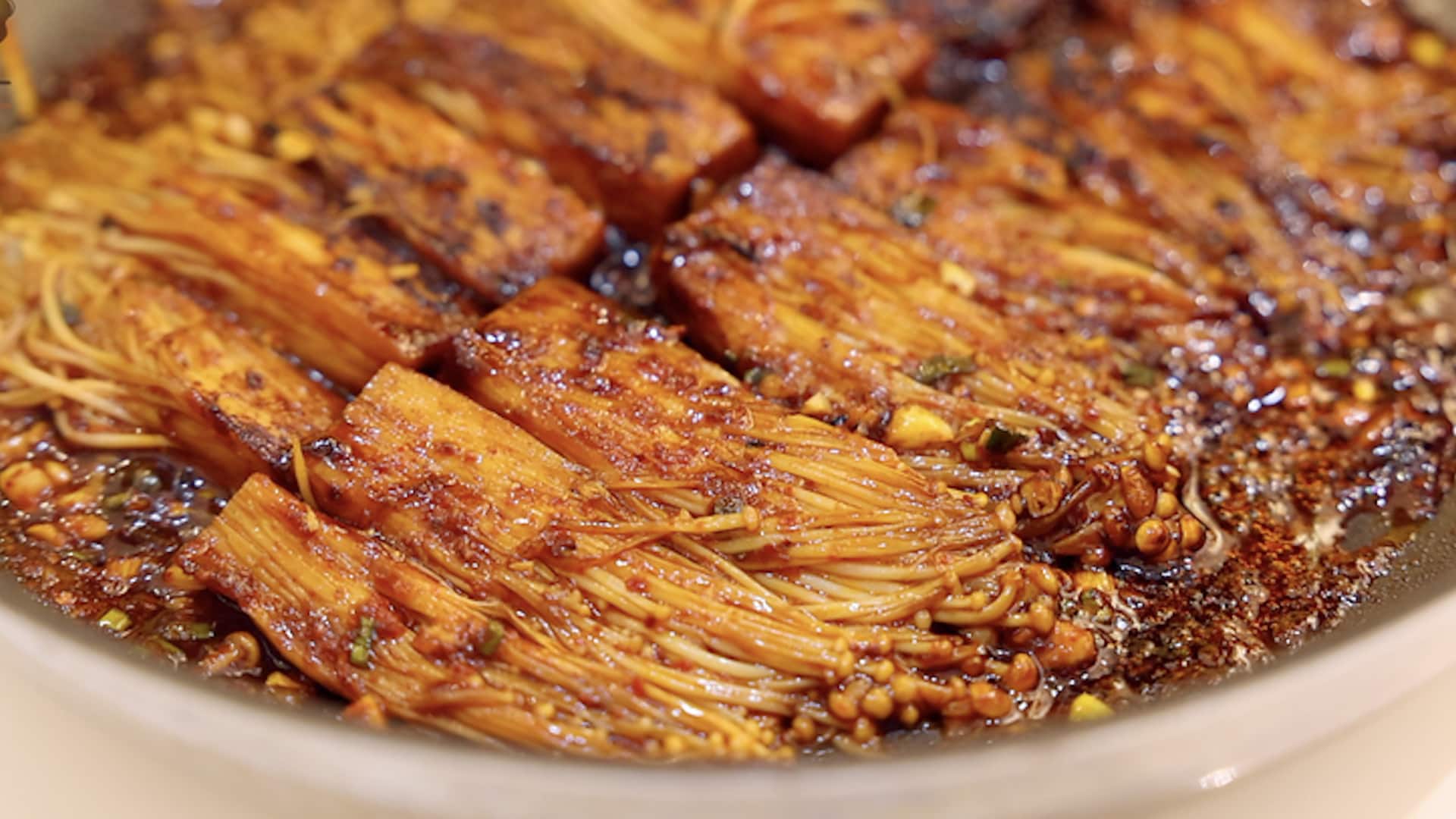 เมนูเห็ดเอนอกิย่างสไตล์ไทย สูตรมังสวิรัติทำง่าย