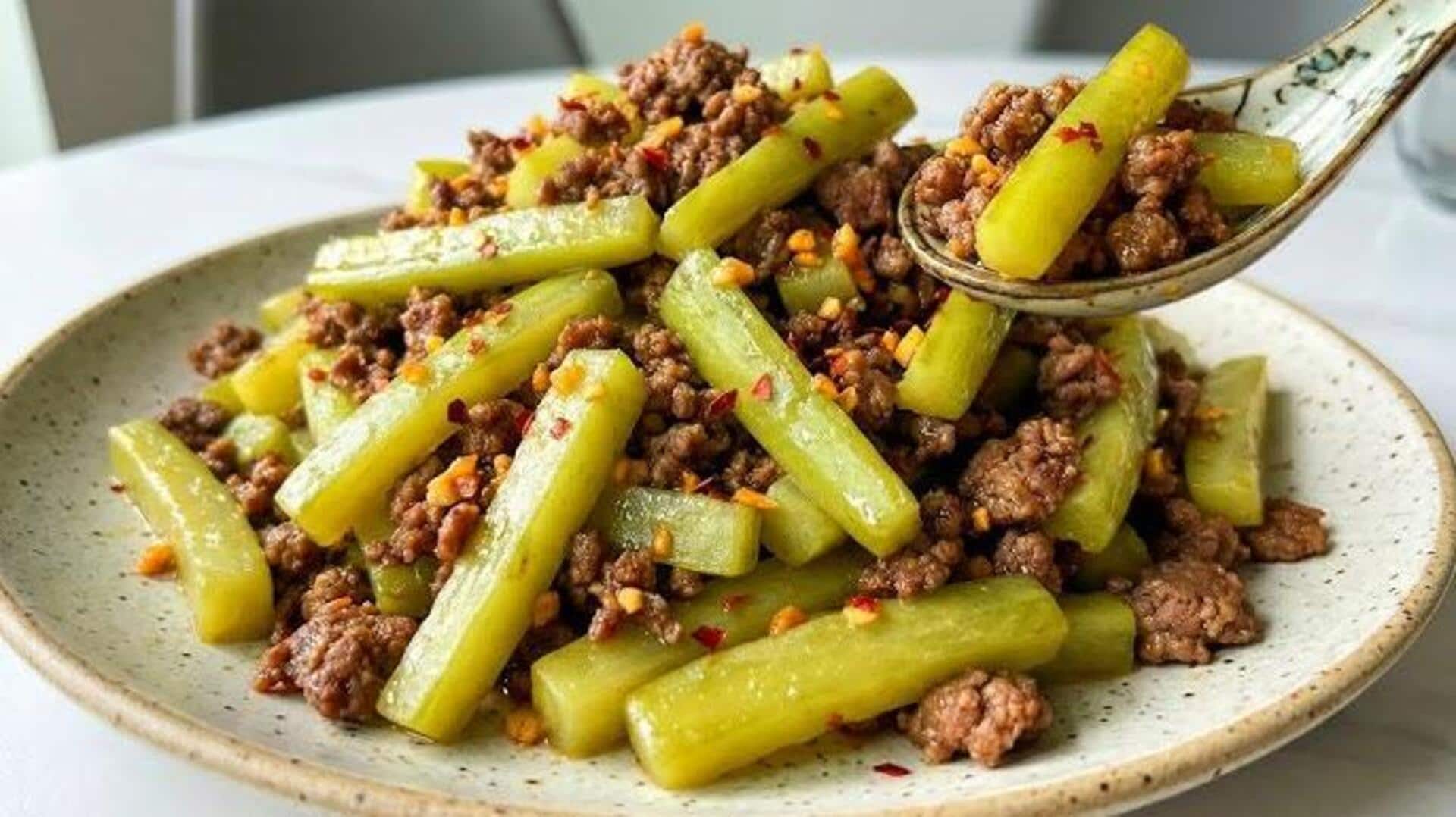 สเต็กฟักแม้วบนกระทะ: อาหารมังสวิรัติสไตล์ไทยโมเดิร์น