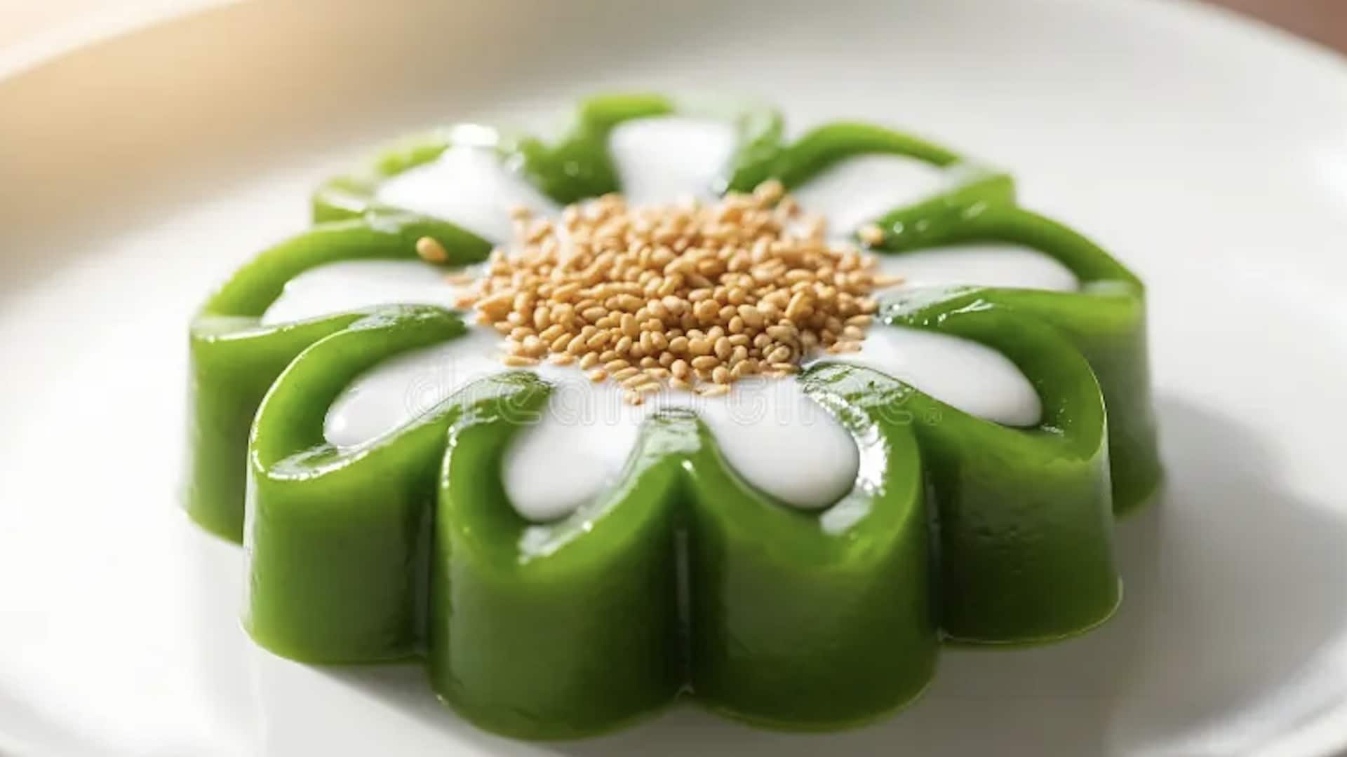 เมนูสุขภาพ ขนมใบเตยหวานหอม ทำง่าย ไม่พึ่งสารให้ความหวานสังเคราะห์