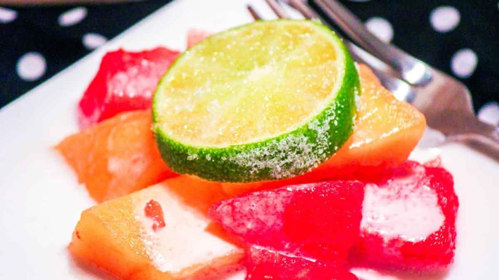 สลัดแตงโมรสเผ็ดกับน้ำสลัดกะทิสุดหอมมัน 