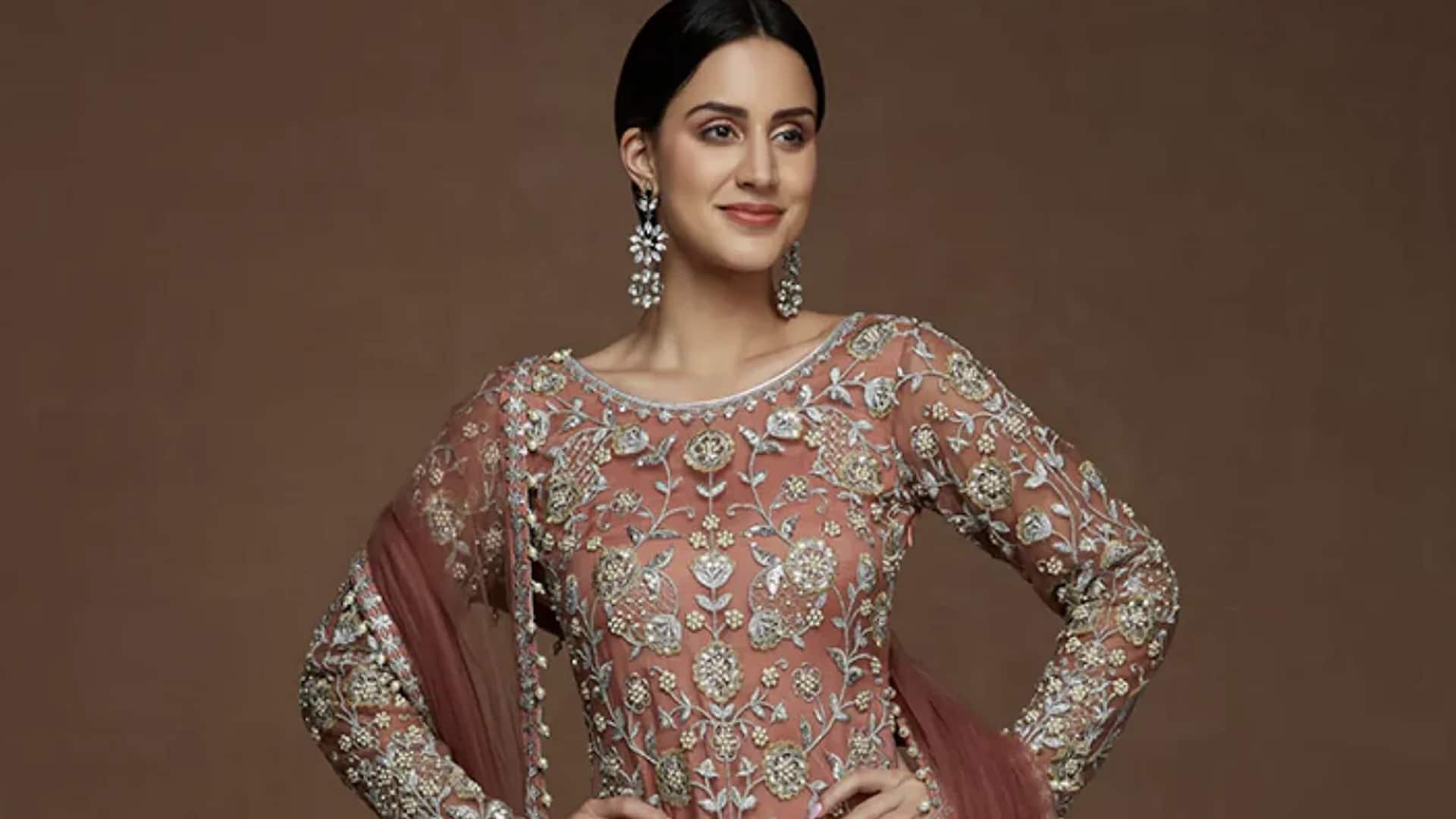 5 สไตล์ดูปัตตาที่แมทช์ลงตัวกับชุดสัลวาร์อินเดีย