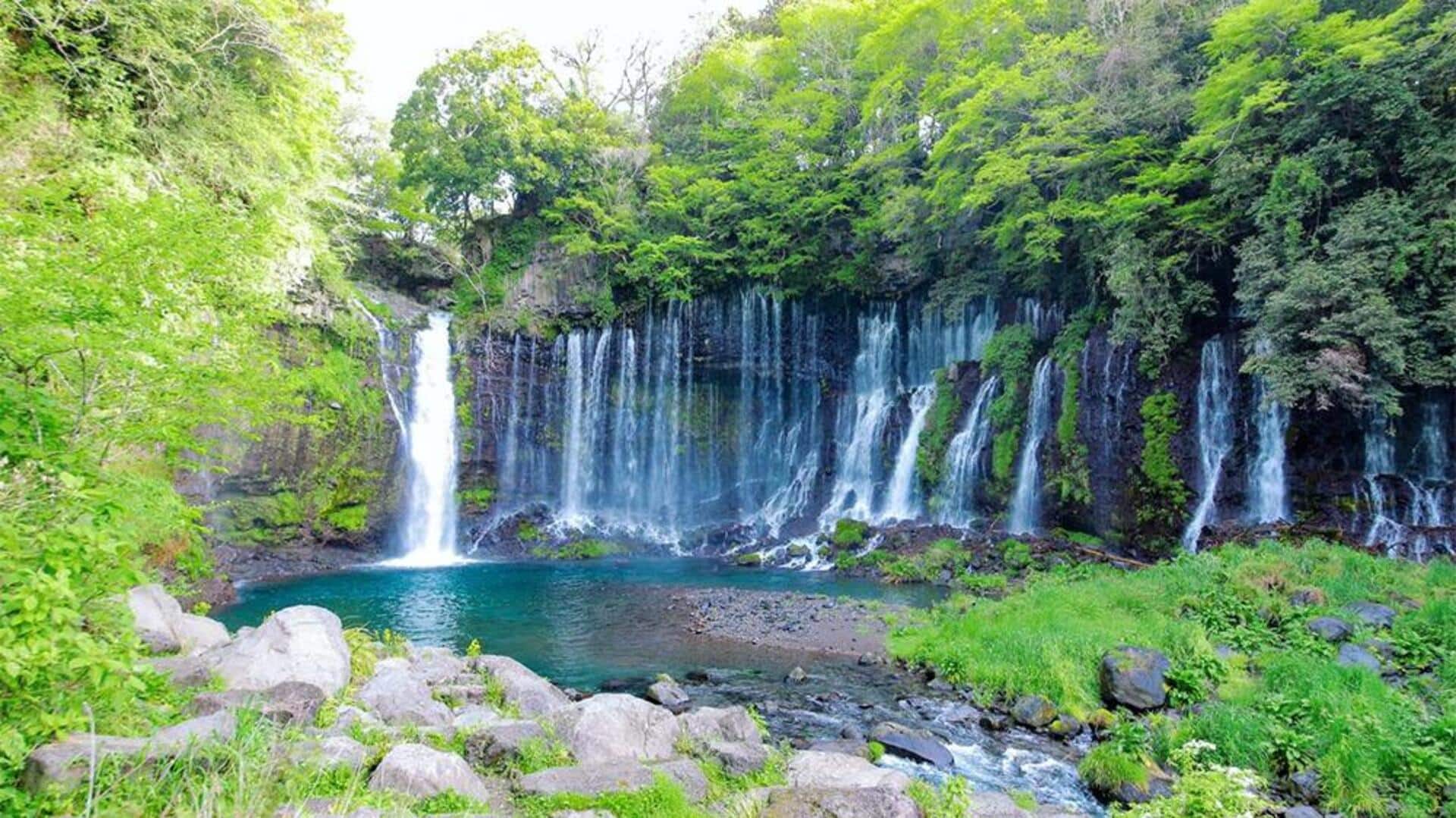 น้ำตกอันงดงามในญี่ปุ่นสำหรับผู้รักธรรมชาติ