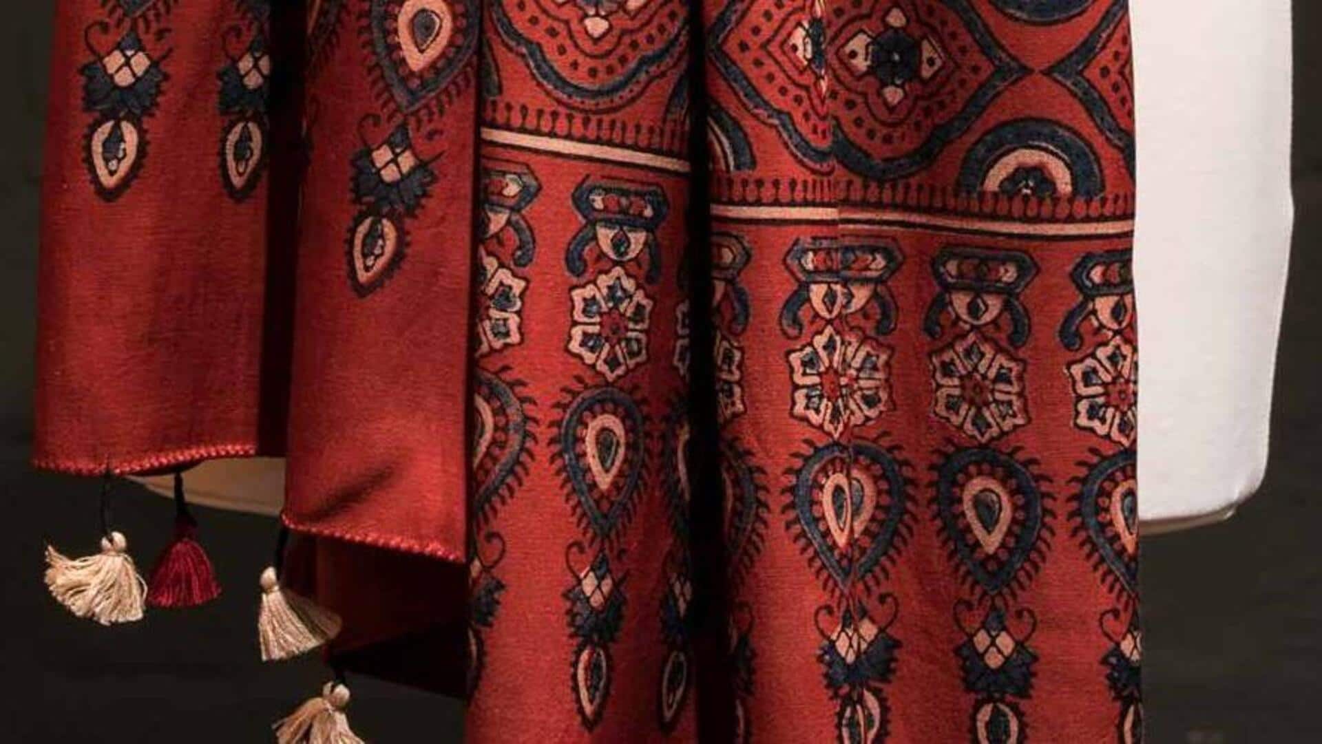 5 สไตล์แฟชั่นที่แมตช์กับผ้าคลุมอัจรักได้ลงตัว