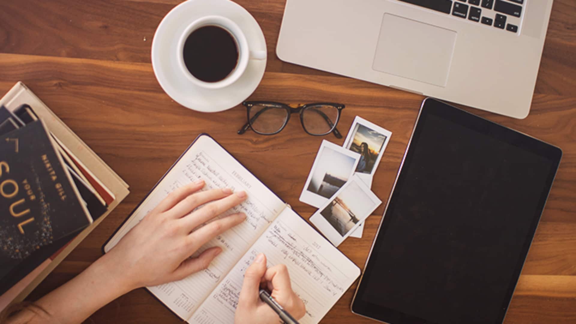 5 วิธีผ่อนคลายจิตใจด้วยการเขียนสร้างสรรค์